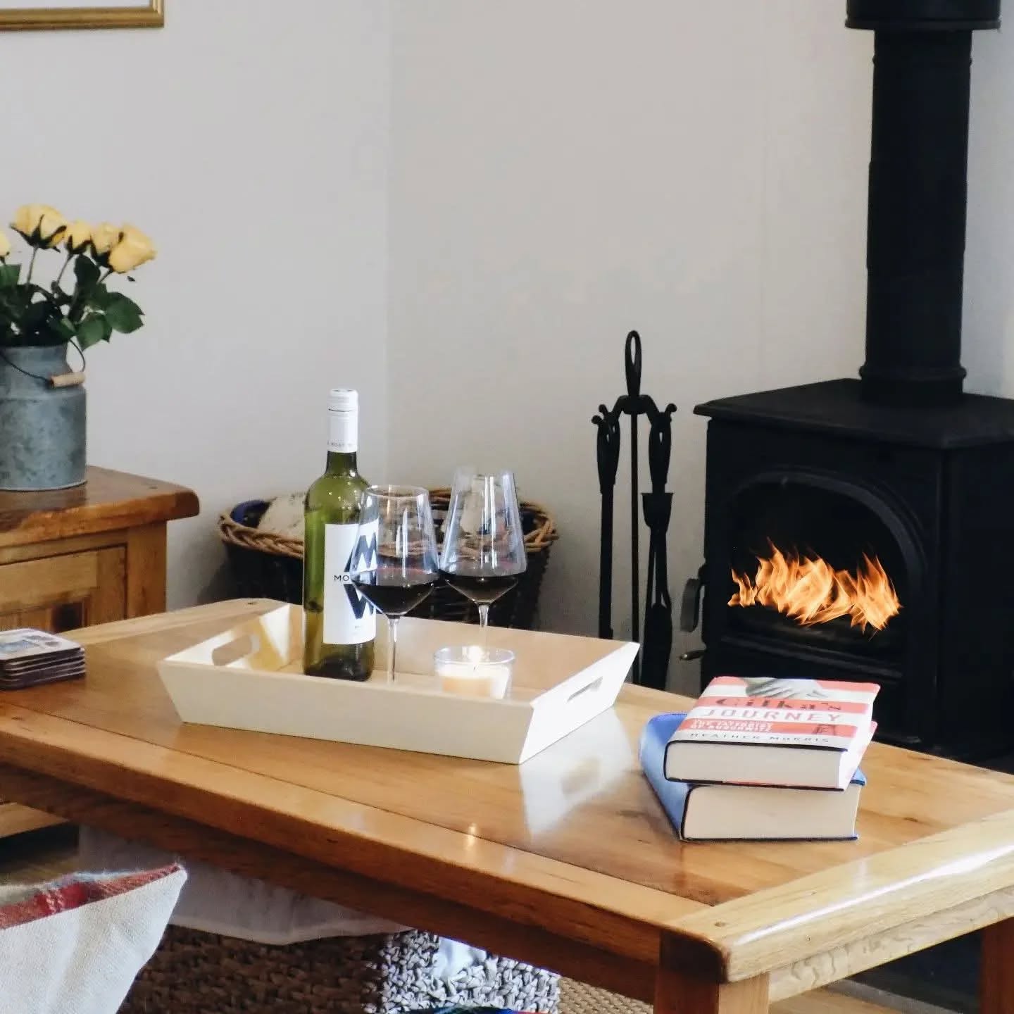 Sunday's 🍷
. Don't forget still have 10% off of 7 night stays for couples. Just enter the discount code COUPLES when booking 🥰
.
.
#lowerwillsworthy
#sunday #sundayvibes #cottagecore #cottageholidays #escapetothecountry #escapetothecottage #CozySeason #cozycottage #vistdartmoor #visitdevon #dartmoorholidays #holidaycottagedartmoor #holidaycottagesuk #staycation #winterbreaks