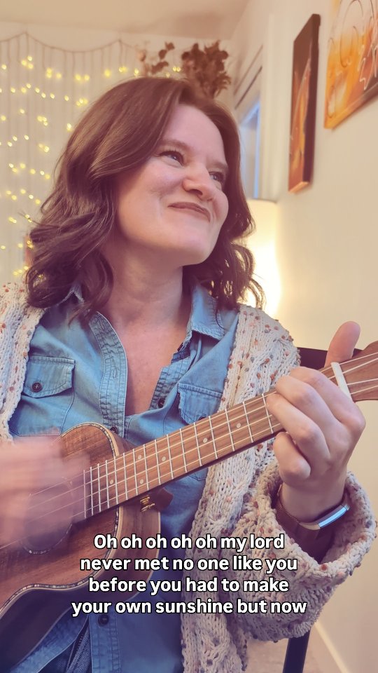 My take on my favourite track from #lifeofashowgirl ❤️🔥
@taylorswift @taylornation
#cover #ukulele #taylorswift #singersongwriter #acoustic #acousticcover