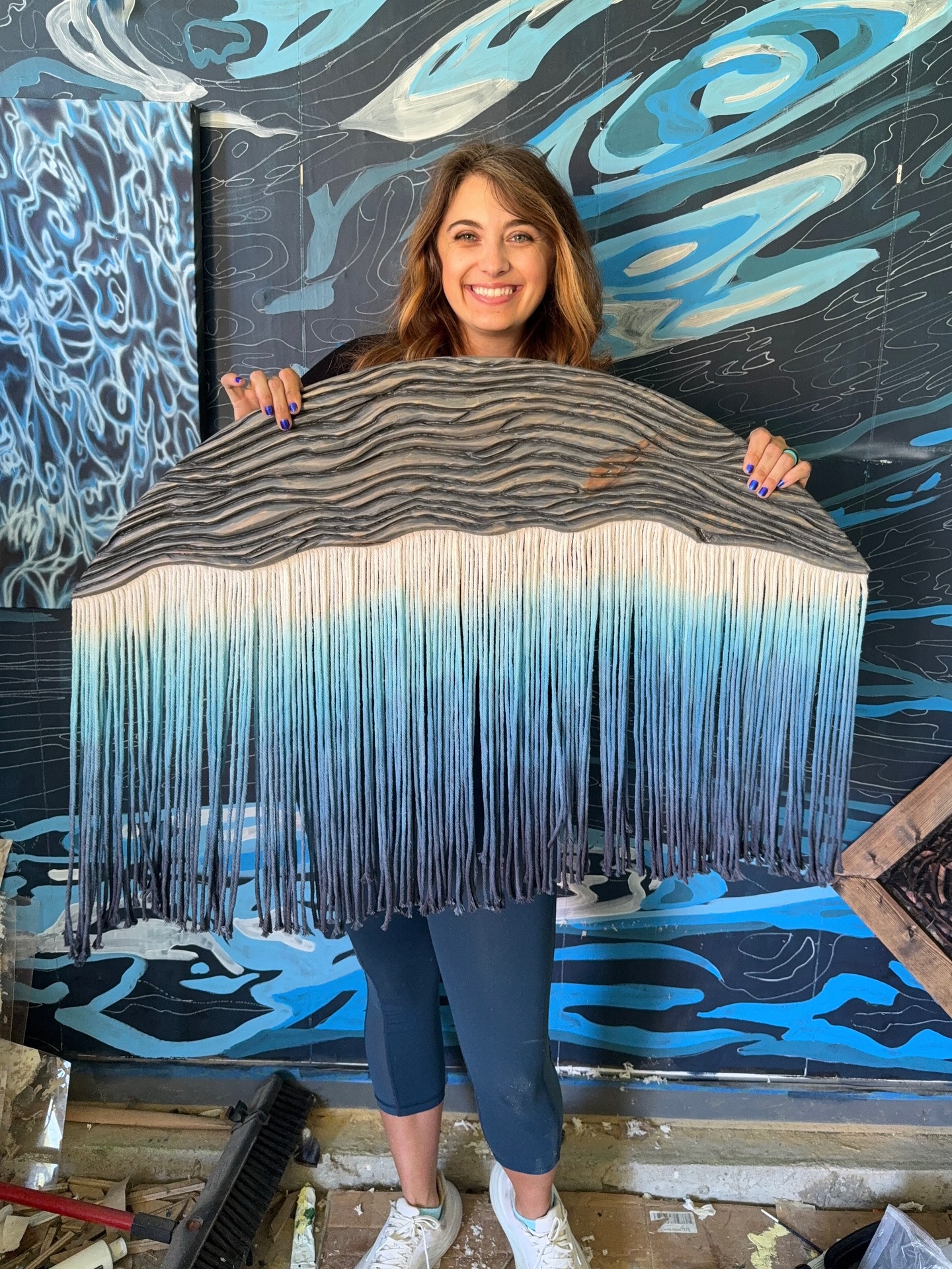 Can you tell what my favorite color is? 🐳 From the mural, to the painting, to the wood art, to my clothes… Give me all the blue 💙
#woodart #woodworking #bohohomedecor #bohowallhanging #macrame #blueart #blueaesthetic #artist #creative #maker