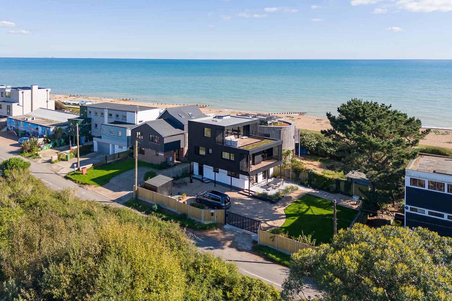 Not all systems are designed to be equal. All of our windows and doors have been developed to cope with the most challenging of locations. This means you can be creative and design something wonderful and still have the peace of mind it will last, not just day one, but for many years to come. Beautiful can be durable and practical