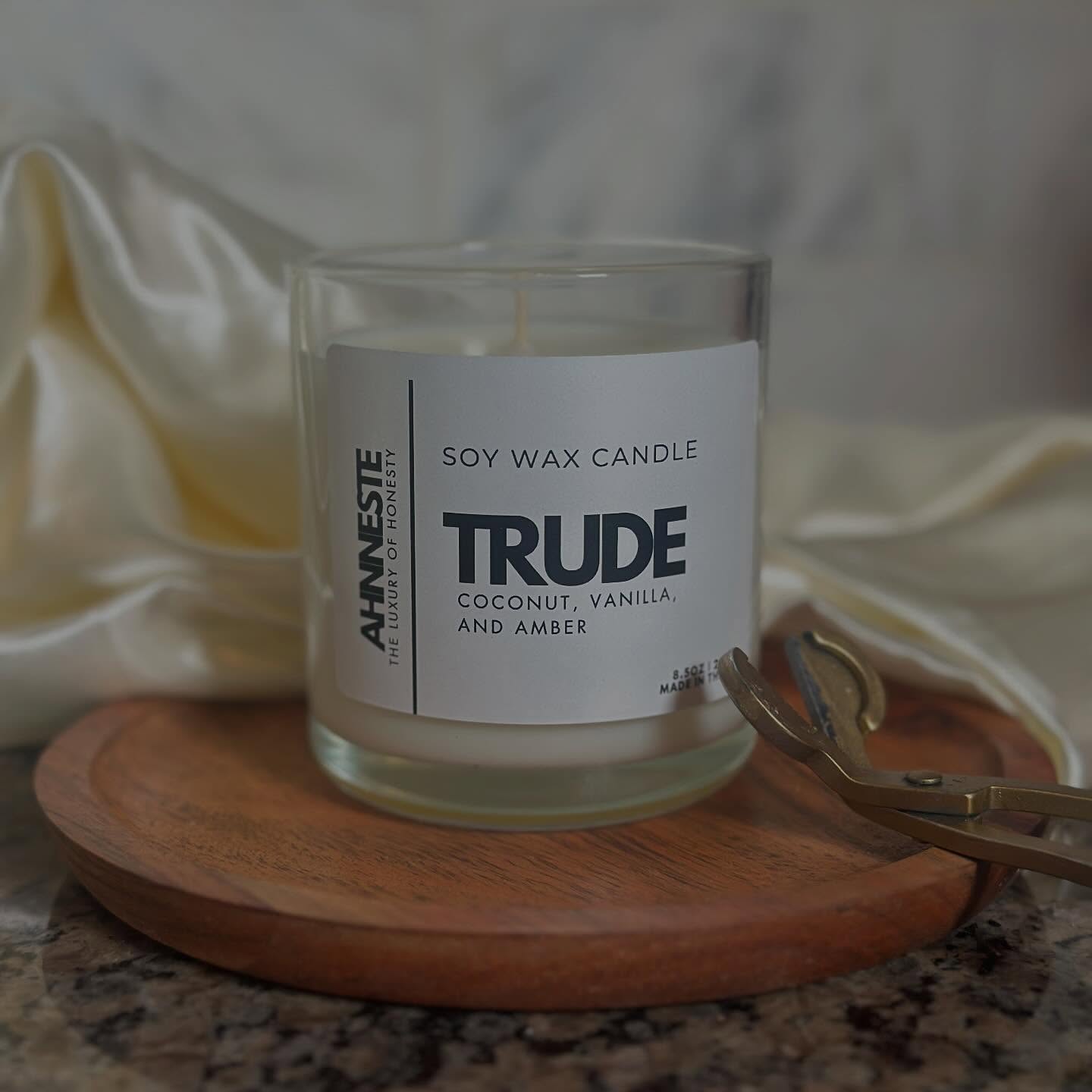 Trude — smooth, warm, and effortlessly inviting. Creamy coconut, velvety vanilla, and golden amber create a serene, timeless scent that feels like a soft embrace.
Inspired by women of God, Trude — meaning “strength” — celebrates quiet power, grace, and the beauty within.
#Ahnneste #Trude #LuxuryCandles #FaithBasedBusiness #WomenOfFaith #ChristianBrand #TheLuxuryOfHonesty #CandleLovers #HomeFragrance #ChristianEntrepreneur #GraceAndStrength #CleanLuxury #GodInspired #UnisexFragrance #CandleLaunch