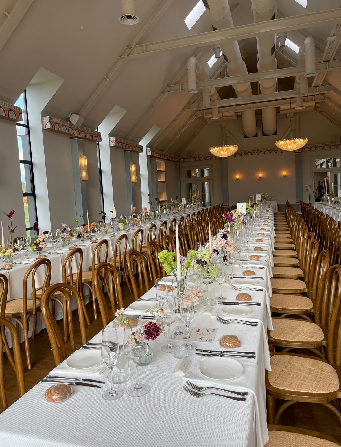 We do plenty of weddings as well. Big, small, empty warehouses, gardens, London venues. Just drop a DM if you’d like to chat.