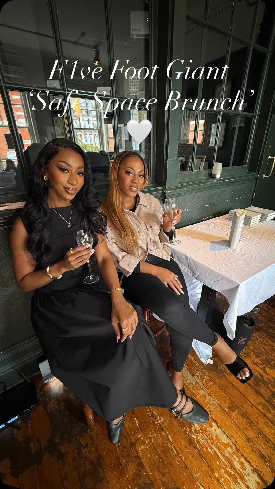 A powerful and heartfelt Safe Space Brunch! Hosted in collaboration with @f1vefootgiant ✨
We explored the realities of stress and burnout. How to recognise the cycle, restore balance, and reconnect with ourselves. Vulnerability truly opened the door to meaningful conversation and connection.
Grateful to be able to share psychological insights at such a wonderful event 🤍
Are you coming to the next one? 👀
#SafeSpaces
#MentalHealthAwareness
#StressManagement
#BurnoutRecovery
#EmotionalWellbeing
#SelfCareJourney
#HealingTogether
#BalancedLifestyle
#VulnerabilityIsStrength