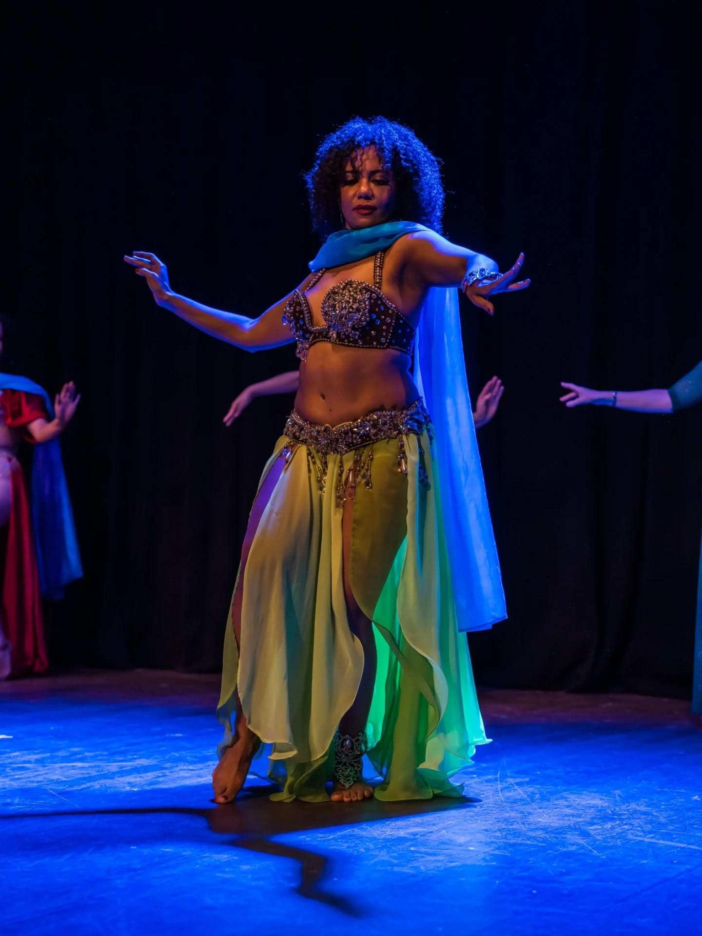 Images from our Magic Hafla, show staged at the Sean O'Casey Theatre on the 5th of October 2025. Artistic and Executive Production by Cida Arcanjo. Photos by Zofia J Photography.
✨💃✨
Get ready for our next event: A Night At The Harem 2026
🔥🔥🔥
#bellydance #lovebellydance #bellydancequeens #dublinbellydance #yallabellydance