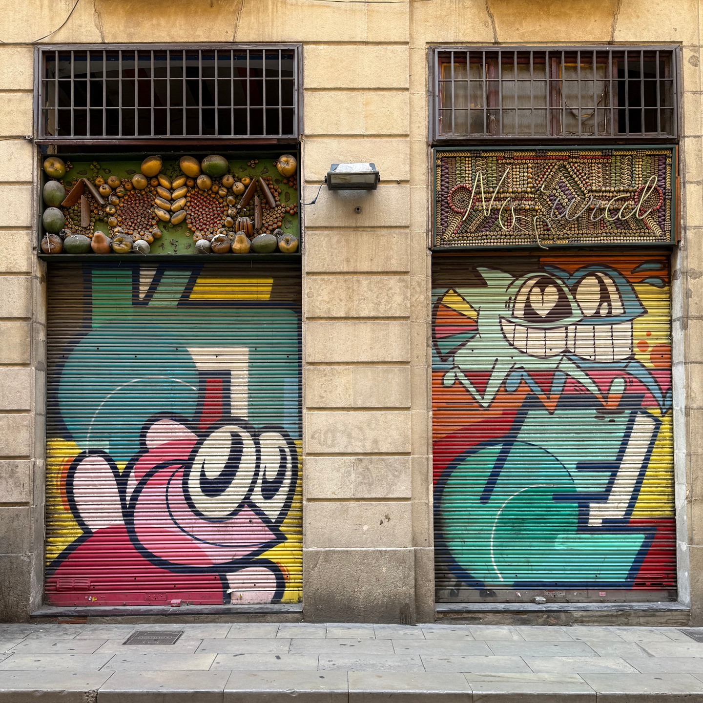 #Barcelona #graffitiphotography #barcelonagraffiti #streetartphotography