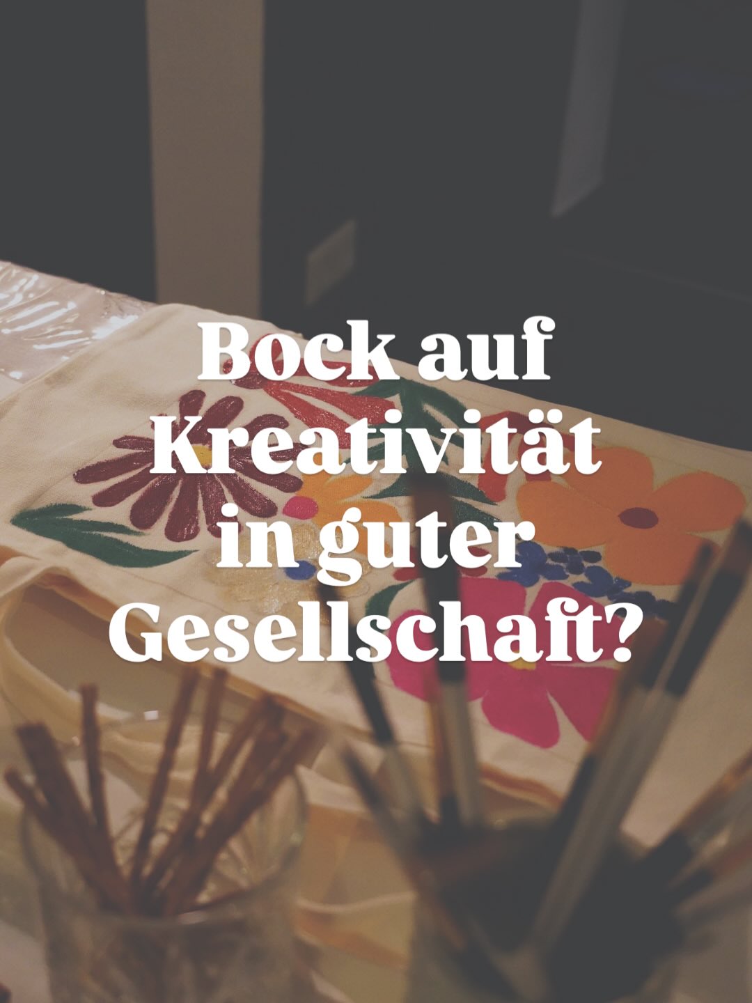 ✨ Create & Connect im Studio ✨
Zwei kreative Nachmittage voller Farbe, Inspiration in guter Gesellschaft 💫
🎨 AUSGEBUCHT ❗️Freitag, 14. November : Gläser gestalten – wir bringen Farbe ans Glas!
🖌️ AUSGEBUCHT 😍 Freitag, 12. Dezember : Weihnachtskarten im Aquarellstil – sanfte Farben, festliche Stimmung
Mach mit, gönn dir eine kleine Auszeit & gestalte deine eigenen Unikate. 🌿
Die Plätze sind begrenzt, also sicher dir deinen Platz über Instagram-Nachricht 💌
Ich hoffe ihr habt genauso viel Vorfreude darauf und seid dabei 🤩
(Bei hoher Nachfrage plane ich noch einen weiteren Termin)
#edelgrau #kreativ #createandconnect #workshop #auerbach #kreativzeit #aquarell #weihnachtskarten #glasdesign #handmade