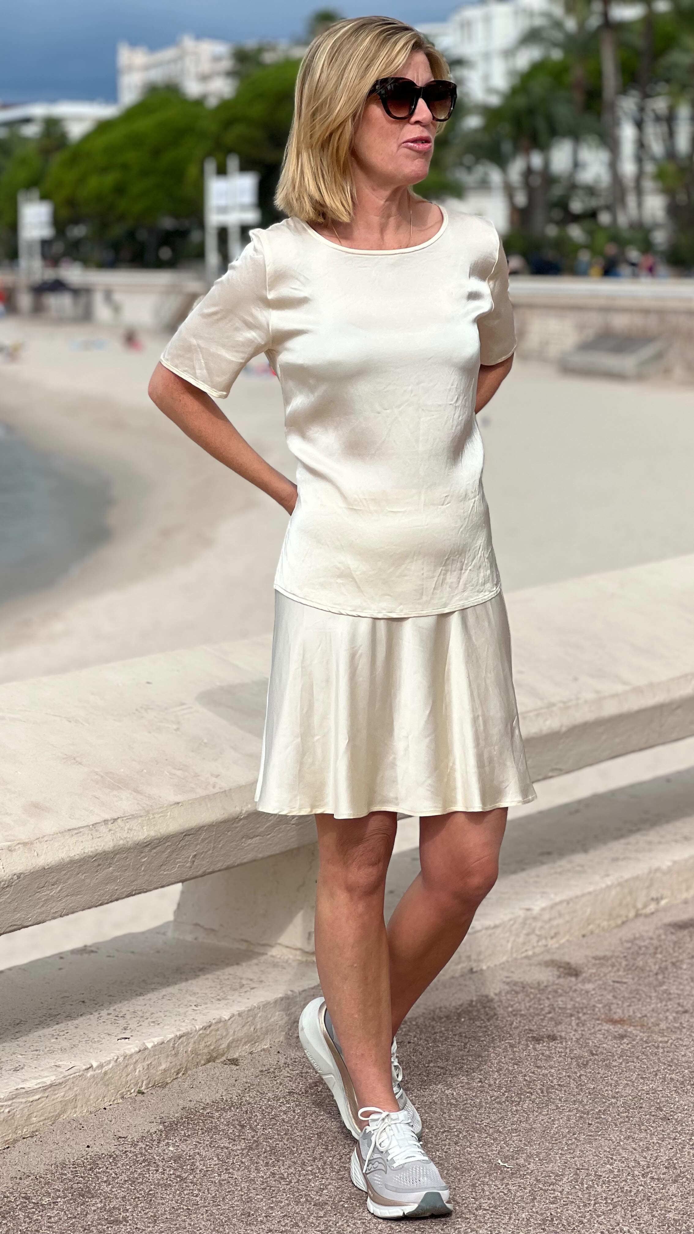 Under Ären har jag haft förmÄnen att arbeta med flera svenska varumÀrken - med deras varumÀrkesstrategi, positionering & resa framÄt.
Ett av de varumÀrken Àr @atelierkajsa
Deras stil Àr feminin,tidlös och funkar Ärets alla Ärstider. Avslappnad elegans skulle jag beskriva det.
SmĂ„ varumĂ€rken med stora visioner förtjĂ€nar att lyftas tycker jag đ©¶đ
@privateshopperstockholm
#privateshopperstockholm #styleguide #personalstylist #fashionentrepreneur #fashionstyle #classicstyle #outfitinspo #brandcommunication #scandinaviandesign #elegant #elegance #atelierkajsa