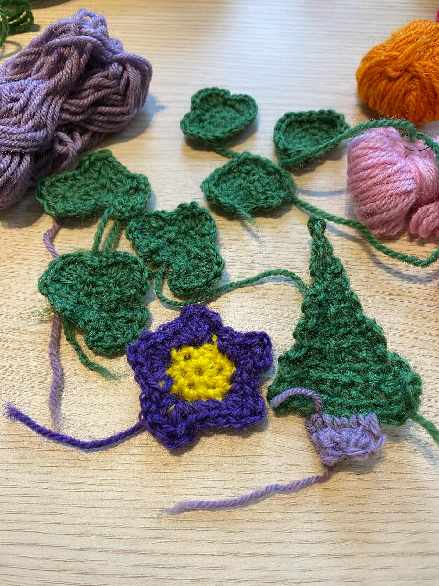 Spent a couple of hours sitting with some wonderful people at a knit and crochet event for @chosen_family_project Looking forward to taking part again in the future.