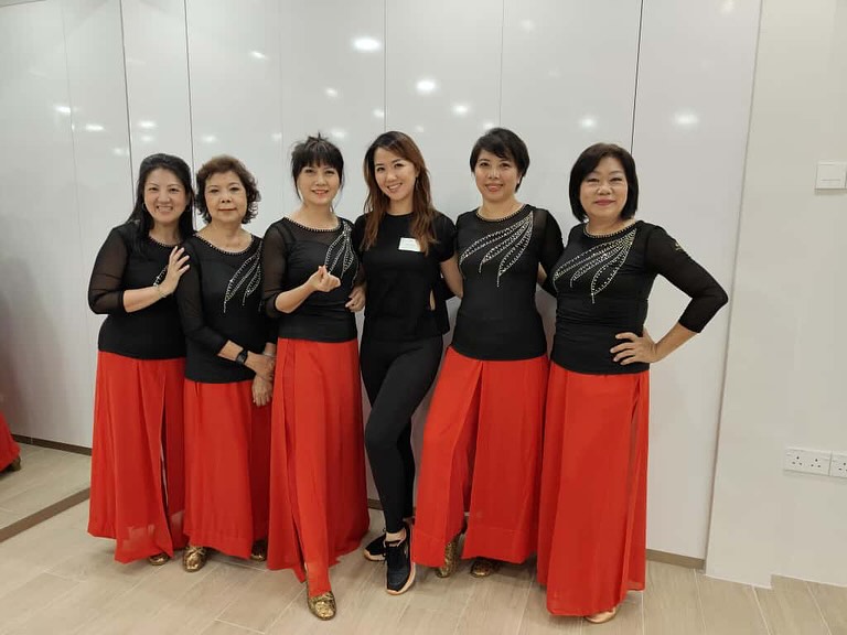 From rehearsals to the spotlight — these lovely ladies from SAGE Counselling Centre absolutely shined! 🌟 It’s been a joy guiding them through Salsa and watching their confidence and friendships grow through dance. 💃
#AureStudios #SalsaSpirit