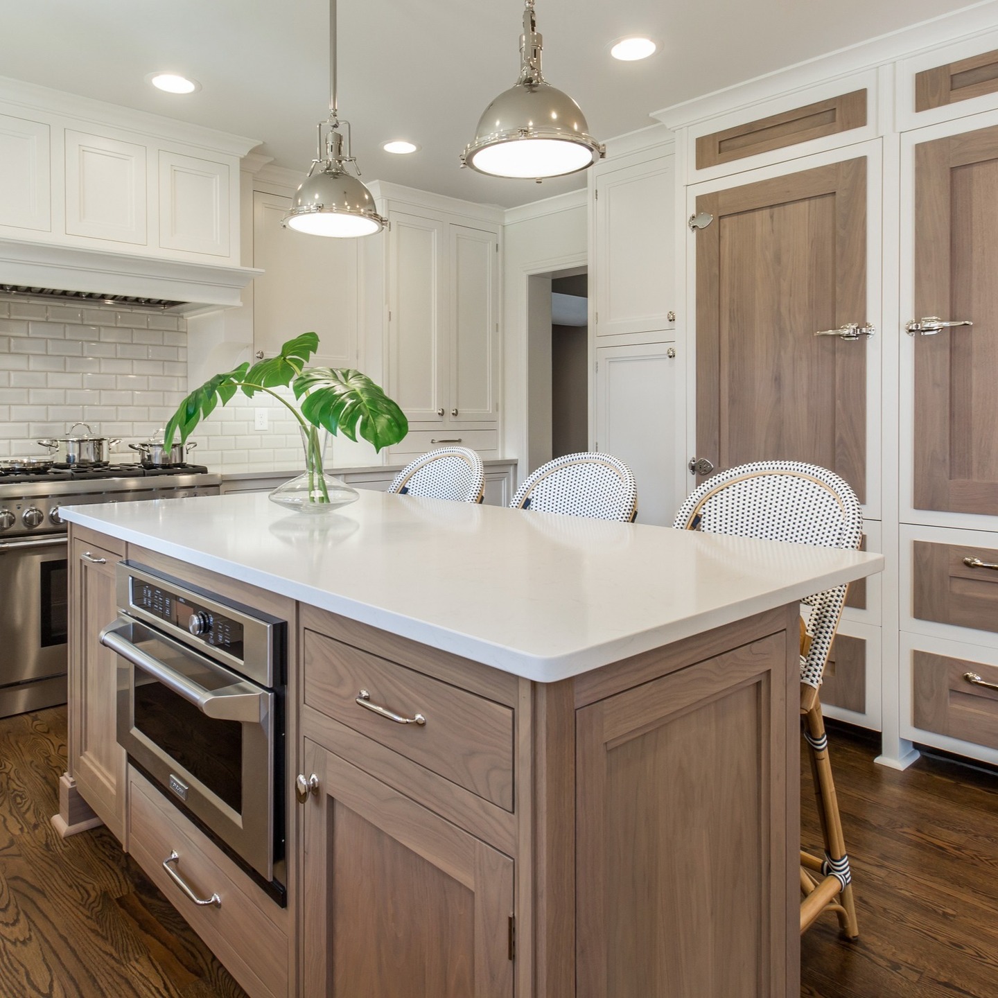 Discover the Calm Side of Quiet Luxury. In 2026, quiet luxury is redefining how we think about home design. It’s not about showiness — it’s about creating spaces that feel effortlessly elegant and deeply livable. From natural materials and soft curves to smart design that blends seamlessly into the background, this year’s remodeling trends focus on calm, understated sophistication. Explore how thoughtful design can transform your home into a serene, indulgent retreat.
Read our latest blog:
https://www.sdgcraftedlegacy.com/post/remodeling-trends-defining-2026-luxury-with-a-sense-of-calm
#remodeling #quietluxury #kitchenremodel #interiordesigners #interiordesign #interiordesigns #interiorarchitecture #michigandesigner #interiordesigninspo #kitchendesıgn #prepkitchen #nomi #remodeling #newconstruction #luxurycabinetry #luxuryhomes #luxurylifestyle @sharerdesigngroup