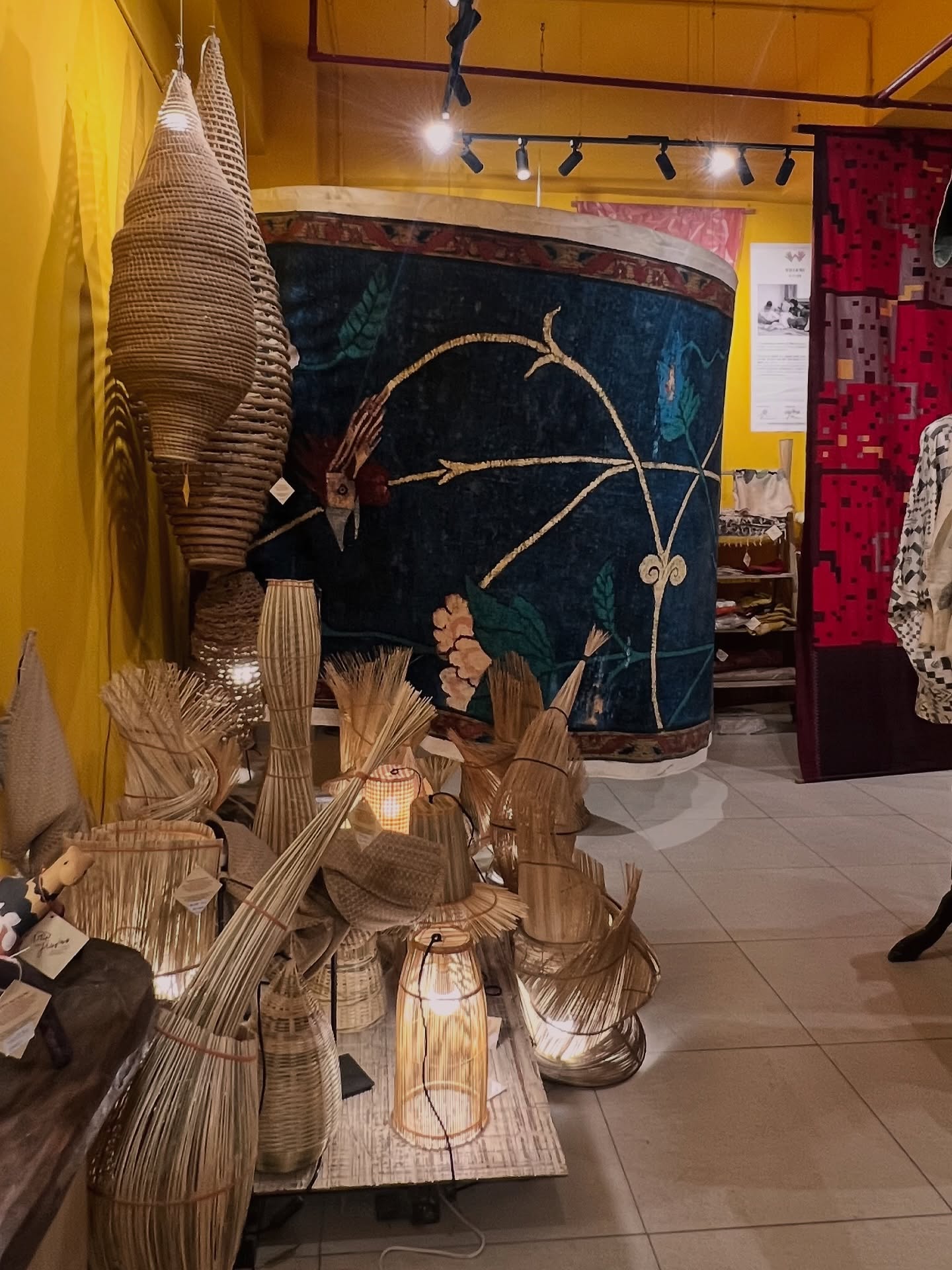 More images
•
•
I’m in awe of the beauty our craftsmen create! The intricacy, labor, and aesthetics give me goosebumps …I feel so small before the grandeur of their creations. Totally in love with their artistry! 🌻
The Kunj is a beautifully curated space for art and craft lovers!! I will post more images in another post !
•
•
#craft #art #artisian #details #love #art&craftlovers #thekunj