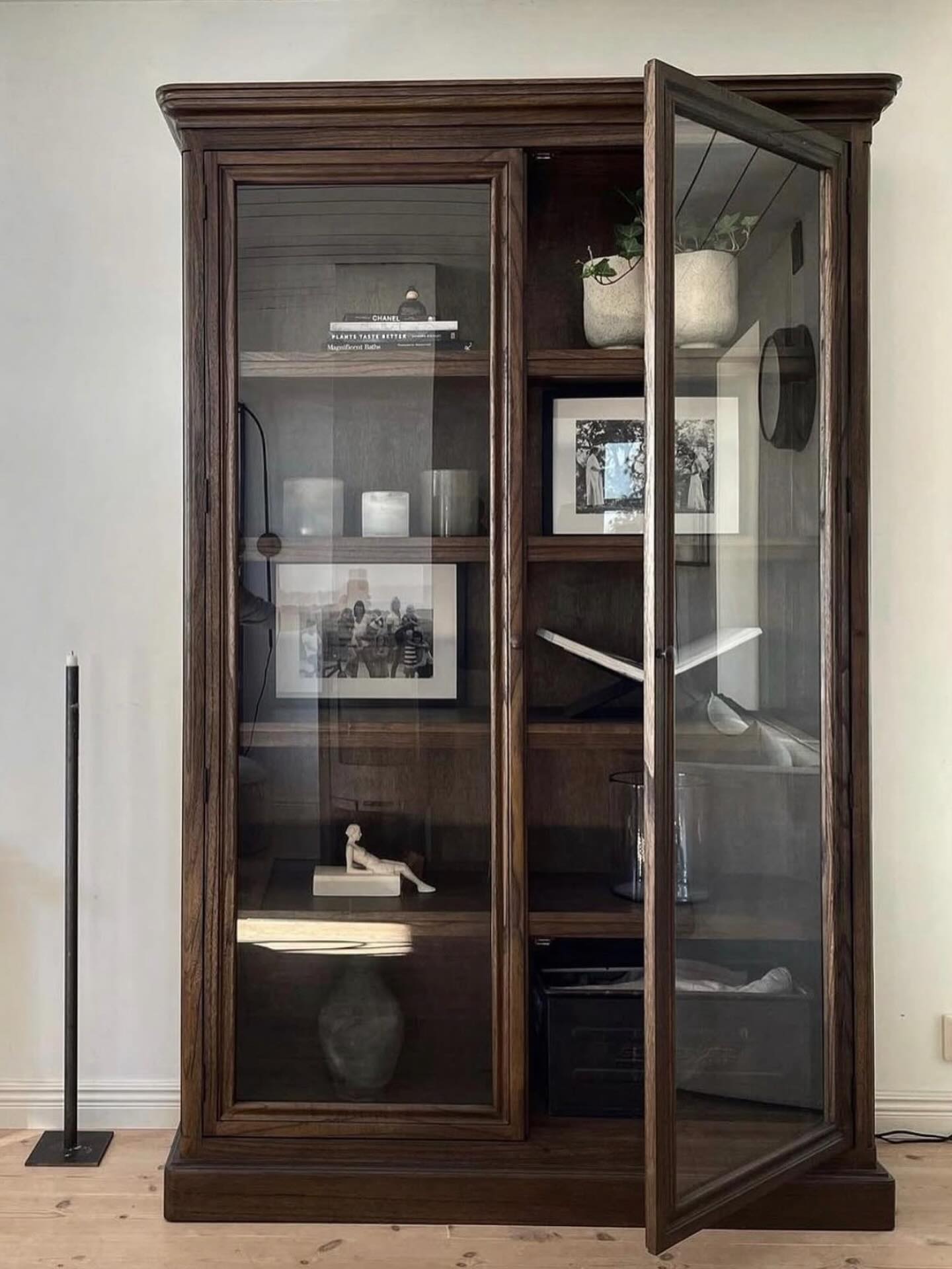 CAP FERRAT 138 x 47 x 210cm 18990.-