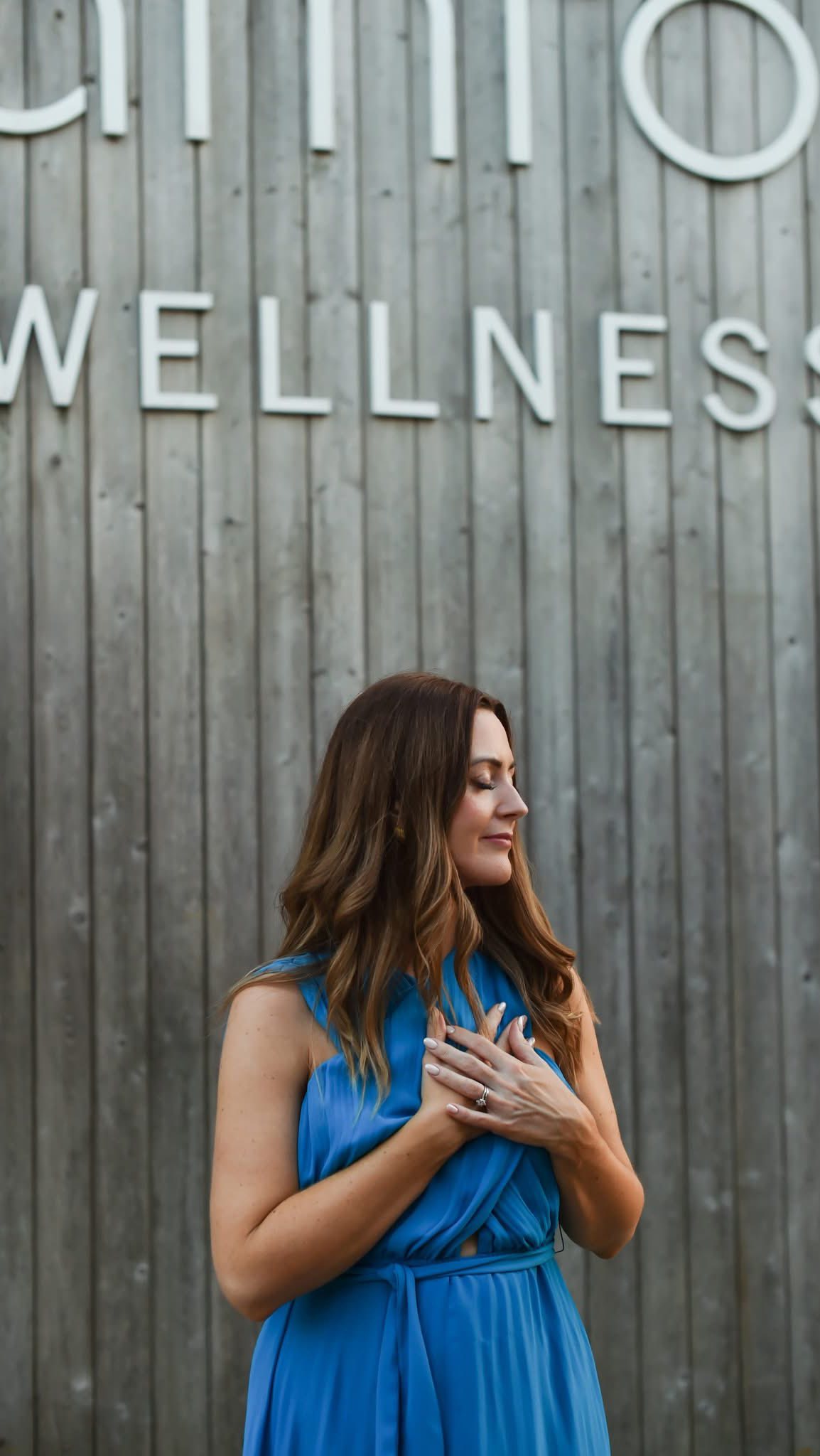 If the full moon in Aries means owning our fire, speaking our truth, and rising into our full heart potential, then yes, astrology has everything to do with my work, even though I’m not an astrologer.
Through my work as a photographer, especially in one-to-one sessions, we unpack all of this and more.
If you need a little (or big) help finding the courage to become who you truly are, give me a roar in my DMs.
My mission is to make you feel seen.
Beth, @bethtaylorpsychic
I’m missing the Soul Club membership and the time we spent in your shoot, time beyond time and space.
Let’s bloom under the full Aries moon and claim our space!
Time to roar 🦁
🌕❤️