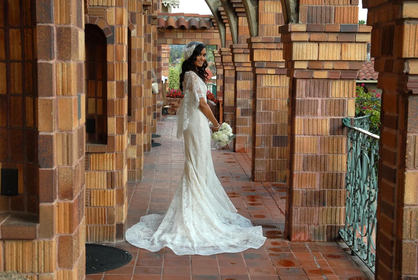 Beautiful Fall wedding at Riverside’s Historic Mission Inn #missioninnwedding #riversidewedding #wedding #weddingday #weddingbells #weddingphotographers #weddingphotographer #bride #happybride #ovationphotographyanddesign #weddingdress #fallwedding #destinationweddingphotography #destinationwedding #professionalphotographer #professionalweddingphotographer #dreamwedding #weddinglook #weddinglove #sdwedding #riversidecountywedding