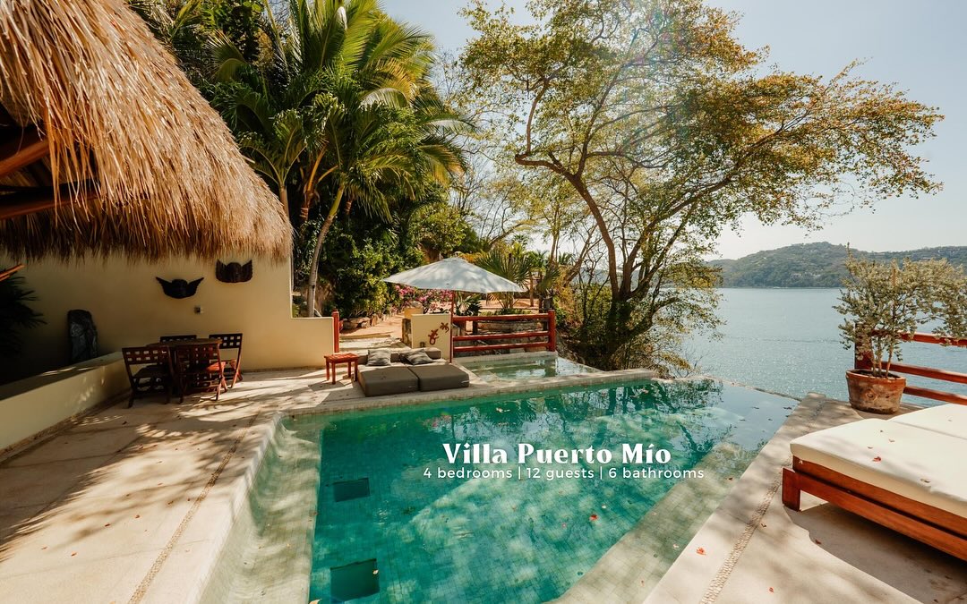 NEW HOUSE ALERT! 🚨
Despierta frente al mar y siente cómo el tiempo se detiene.
Nuestra nueva casa en Puerto Mio, Ixtapa Zihuatanejo, es un refugio de lujo donde cada detalle está pensado para disfrutar el paraíso con total privacidad y comodidad.
Con 4 amplias recámaras para hospedar hasta 12 personas, 6 baños completos y una alberca infinita con vista directa al océano, esta propiedad combina el diseño contemporáneo con la calidez tropical que distingue a la costa de Zihuatanejo.
Desde la terraza, los atardeceres se convierten en un espectáculo diario; el sonido del mar se mezcla con la brisa y el descanso se vuelve inevitable.
Ideal para compartir en familia o con amigos, celebrar momentos especiales o simplemente desconectarte del mundo por unos días.
Vive la experiencia de hospedarte en uno de los condominios más exclusivos de la zona.
📍Ixtapa Zihuatanejo
✨ Disponible en Hero Host
#casarenta #playa #vacaciones #lujo #alberca #familia #amigos #descanso