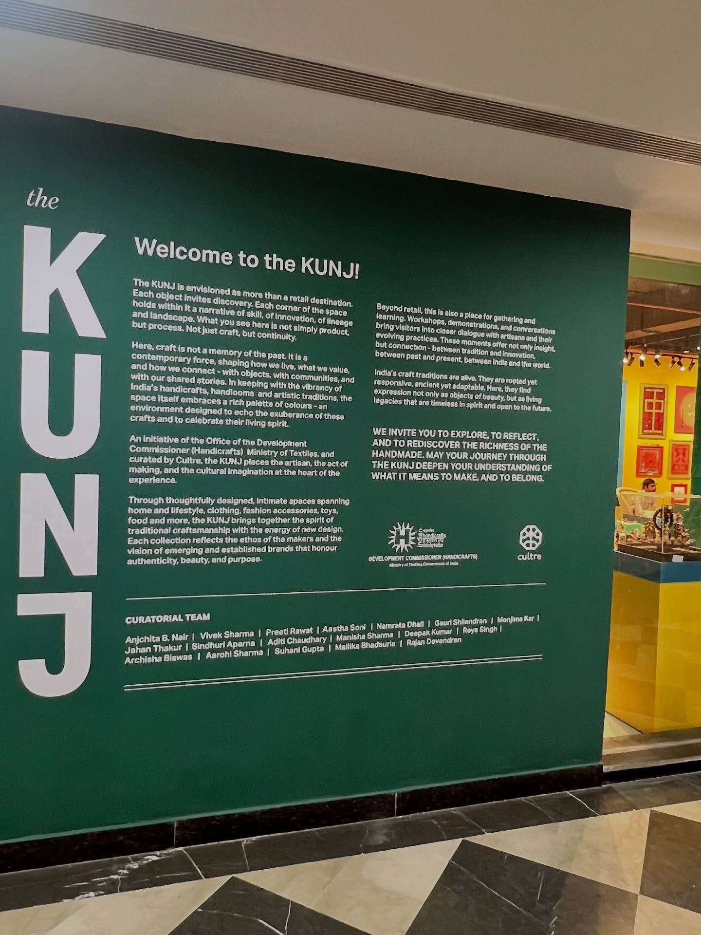 I’m in awe of the beauty our craftsmen create! The intricacy, labor, and aesthetics give me goosebumps …I feel so small before the grandeur of their creations. Totally in love with their artistry! 🌻
The Kunj is a beautifully curated space for art and craft lovers!! I will post more images in another post !
•
•
#craft #art #artisian #details #love #art&craftlovers #thekunj