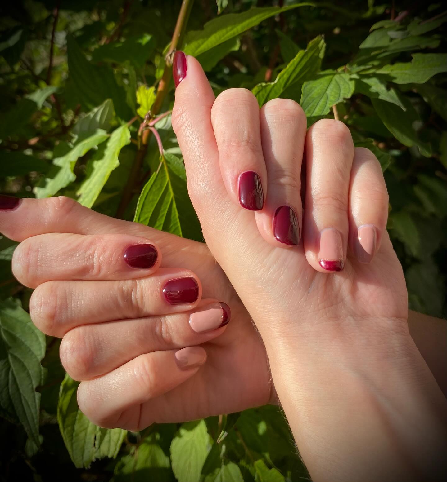 Venez ajouter une touche d’élégance sur vos ongles chez Bbeauté ✨