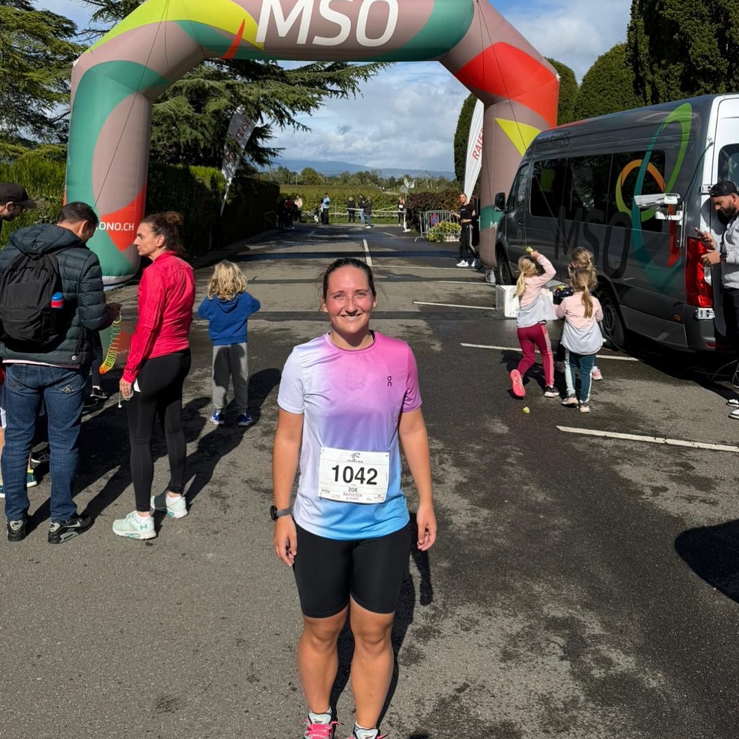 This weeks #medalmonday and it’s time to ring the PB bell 🛎️!!
Congratulations to Zoe who continued her fantastic progression across this season with a new 5km personal best at the Founex run.
#personalbest #pb #run #running #runner #swimbikerun #runcoaching #coaching #4performanceuk
Team: @jon_warren_tri @sunshine_nutrition_ @aspiresportpsych_pt @kp_trail_adventures
Partners: @youngagain_cycles @otesportsgb @nrgchains @rideparcours @zone3official @bikeboxalan @completephysio @nopinz @thealtitutecentre @evolve.aero