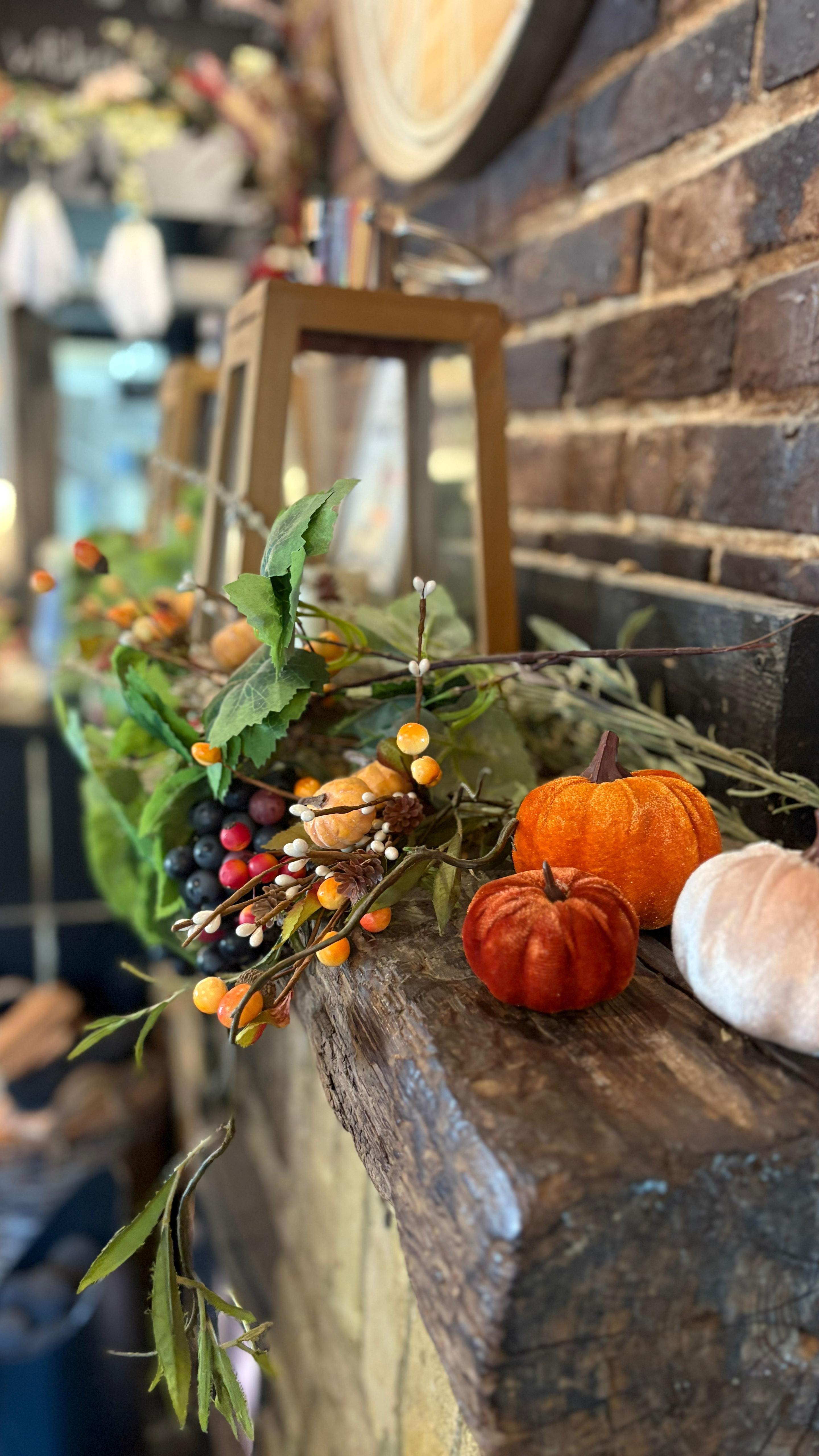 ’Tis Autumn 🍂🎶🍁
Warm up by the fire this October at The Grumpy Moles, our cosy gastro pubs nestled in the Surrey Hills. After a crisp countryside walk, there’s no better place to unwind with a delicious meal and a glass of rich red wine.
#thegrumpymole #grumpymole #surreypub #sundayroast #autumn #october #cosypub #warmfire