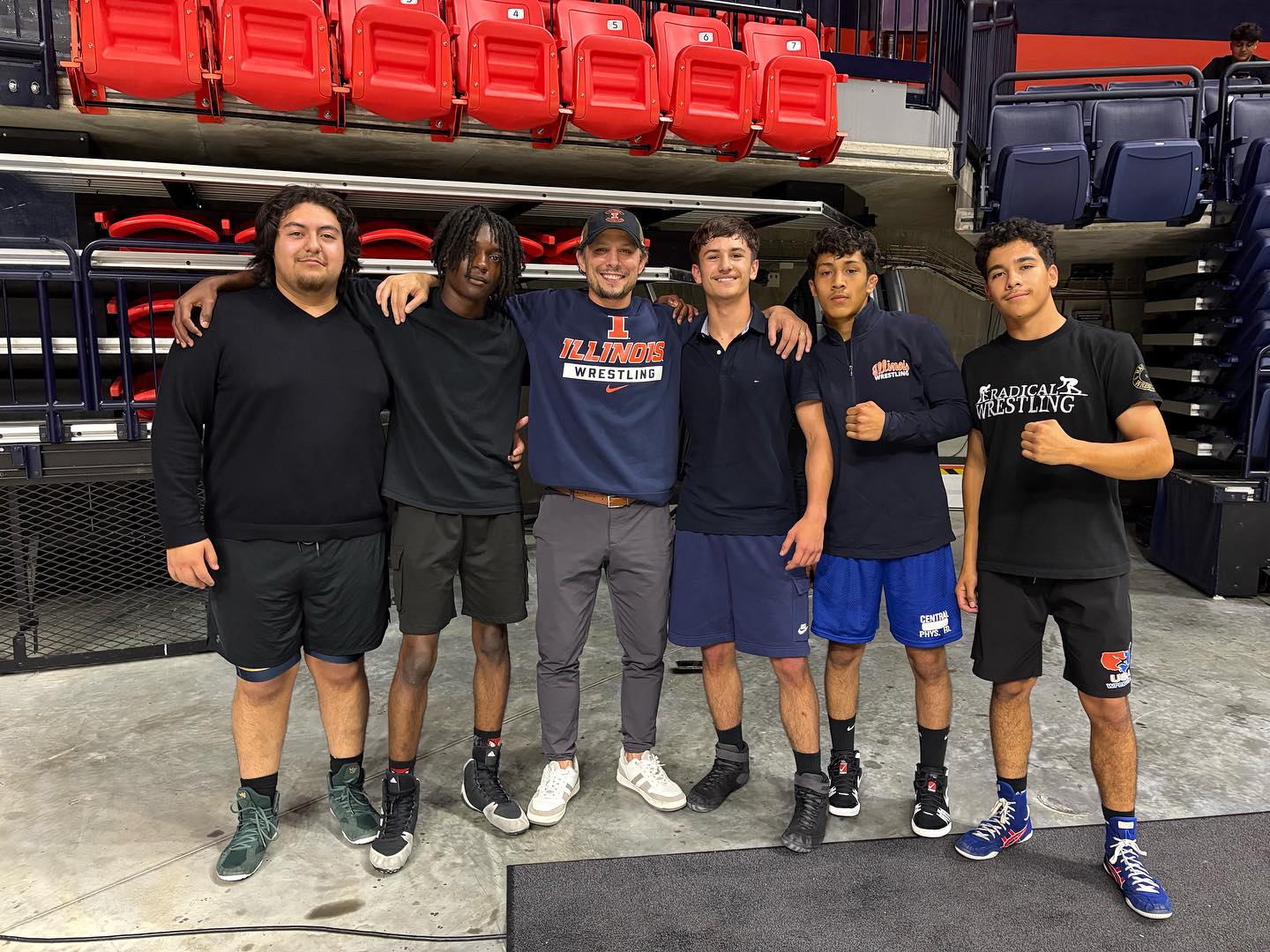 @illinicoachmp @illinirtc @larkin_wrestling @larkin_girls_wrestling