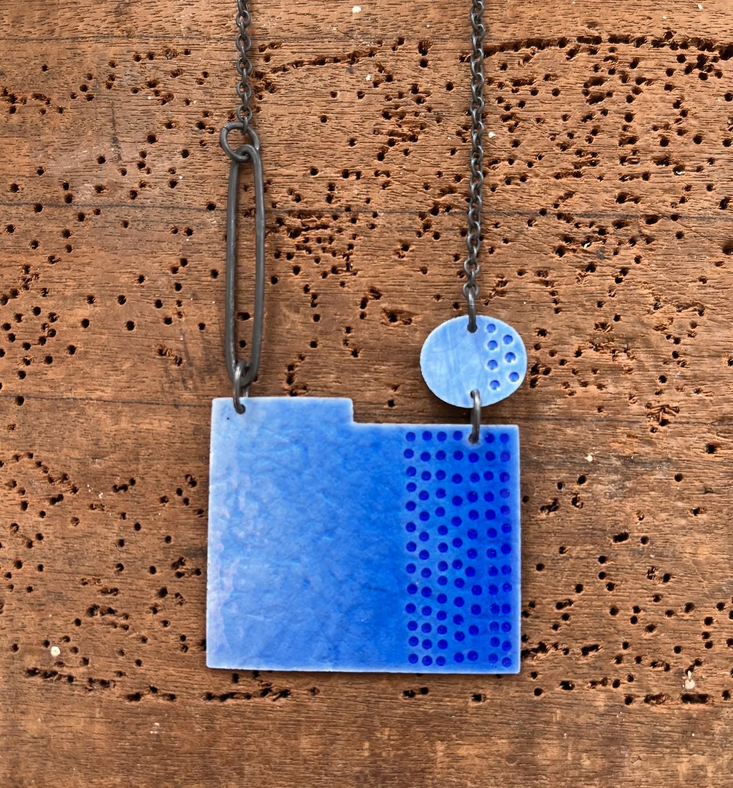 It seems ages since I was able to show you something new but I have been beavering away in my studio so hopefully lots to follow.
This necklace is a development of a brooch I made a few months ago and it’s for @dazzleexhibitions which takes place at RSW Gallery, London WC2H 7HA from 21st October to 1st November 2025 💙
#blueenamel #bluenecklace #silverandenamel