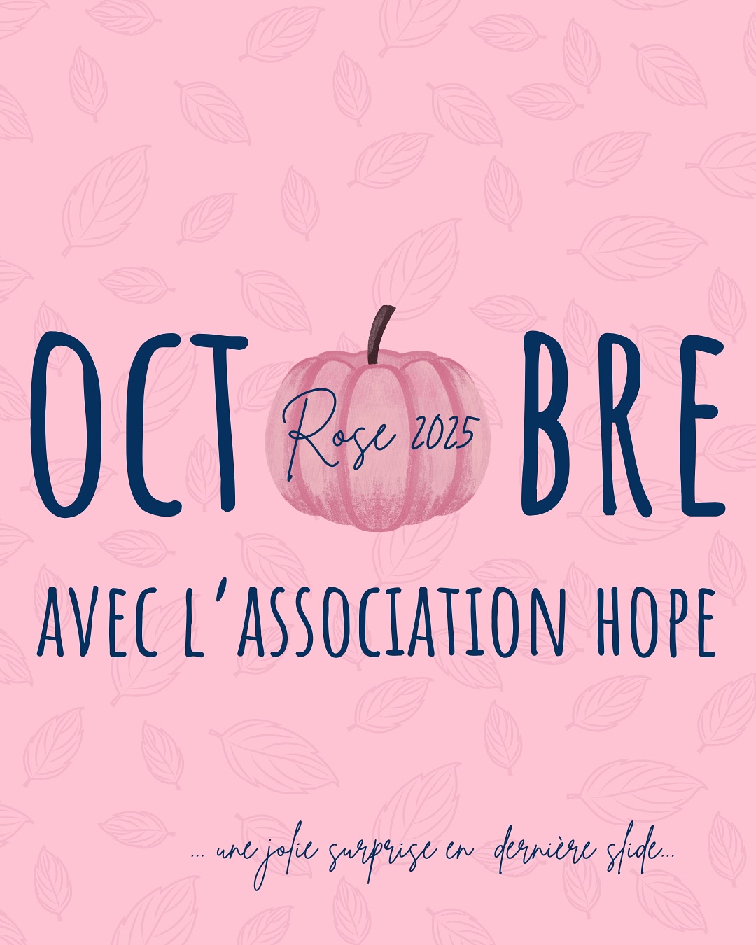 🩷Octobre
Le mois où l’on voit la vie en rose…(ma couleur pref ! 🤗)
Derrière ce rose, il y a des femmes.
Des parcours, des cicatrices, des forces incroyables.
Chaque année, ce mois me touche particulièrement (petite pensée à ma chère Sandrine ♥).
Parce qu’aider, soutenir, créer du lien — ça fait partie de ce qui donne du sens à mon travail 💕
Chaque création est une ode à la force intérieure.
Cette année encore, je m’engage aux côtés de l’association HOPE @association.hope , qui accompagne les femmes pendant et après la maladie, pour leur redonner confiance, beauté et lumière ✨
J’avais envie d’apporter, moi aussi, ma petite pierre à cet élan solidaire… À travers mes bijoux il y a un hommage à toutes celles qui avancent, un pas après l’autre, avec grâce et puissance.
Ce mois d’octobre, mes créations deviennent symbole de solidarité, un lien d’amour et de soutien tissé entre toutes les femmes.
Porter un bijou ELLUCE, c’est porter un peu d’espoir, un peu de vous, de nous, et beaucoup de d’amour.
👉 Glisse jusqu’à la dernière slide pour découvrir la surprise que je vous ai préparée 💗
Ensemble, rendons ce mois d’octobre encore plus doux, plus fort, plus lumineux.
Dis moi si de ton côté tu es touchée de près ou de loin par cette maladie ?
📸: @emiliemaphoto
💃: @lily.rose.frg
@marinebories
@saraconte_fr
#creatricebijoux#artisanebijoutiere#bijouxfaitsmain#femmeactive#paumaville64#paillettesdansmavie#mamanepanouie#chargementaledesfemmes#jaimelavie#etresoimeme#cadeaumariage#petitsbonheurs#40ans#confianceensoi#maternité#moderesponsable