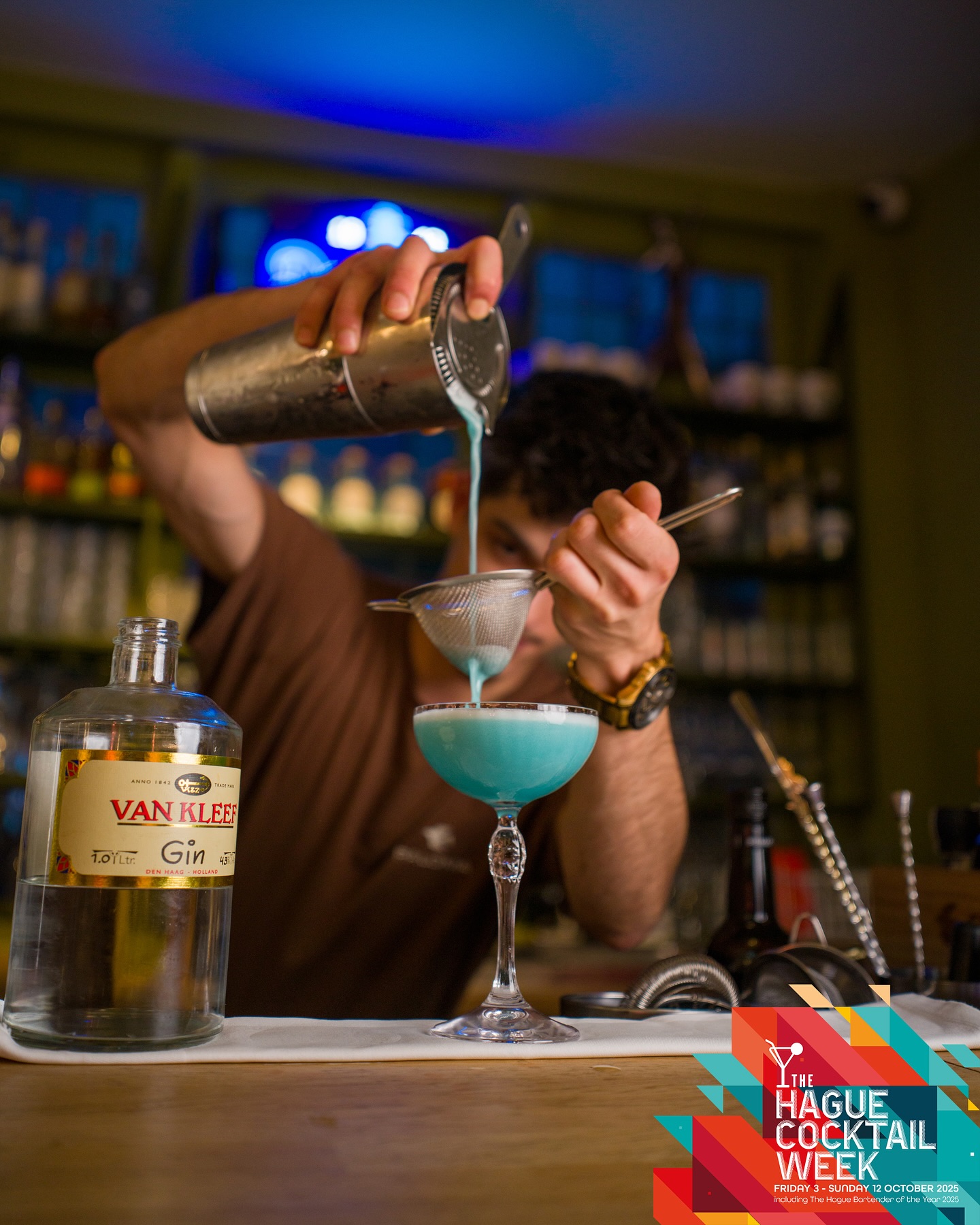 If you’re looking for a casual vibe and great food, with the added bonus of great cocktails, then @cafepaloma_nl is certainly somewhere to visit during the cocktail week!
With our local stars @vankleef1842 also making an appearance, you know you’re in for a treat 🥳
📸 @honkingelephant
#cheers #proost #cocktails #denhaag #thehague #cocktailweek