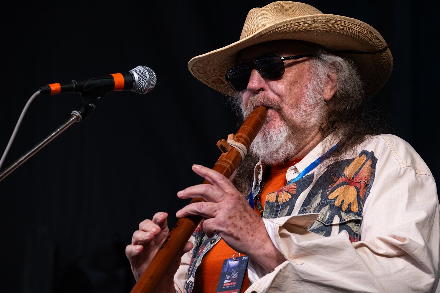 The writers round is a unique set at @bluehighway_fest that highlights some of the region’s best musical writers. They share stories, insights and jokes about some of the creation of their songs, giving greater insight behind the ballads and then perform the song they were talking about.
Starting off the writers round was Ron Short, followed by Tim Stafford, Wayne Taylor, @bethsnappmusic, Bobby Starnes, Larry Cordle, Shawn Lane, @edsnodderly and finally Rafe Van Hoy.
#bluehighwayfest #bigstonegap #swva #visitva #loveva #bluegrass #music #livemusic #writersround