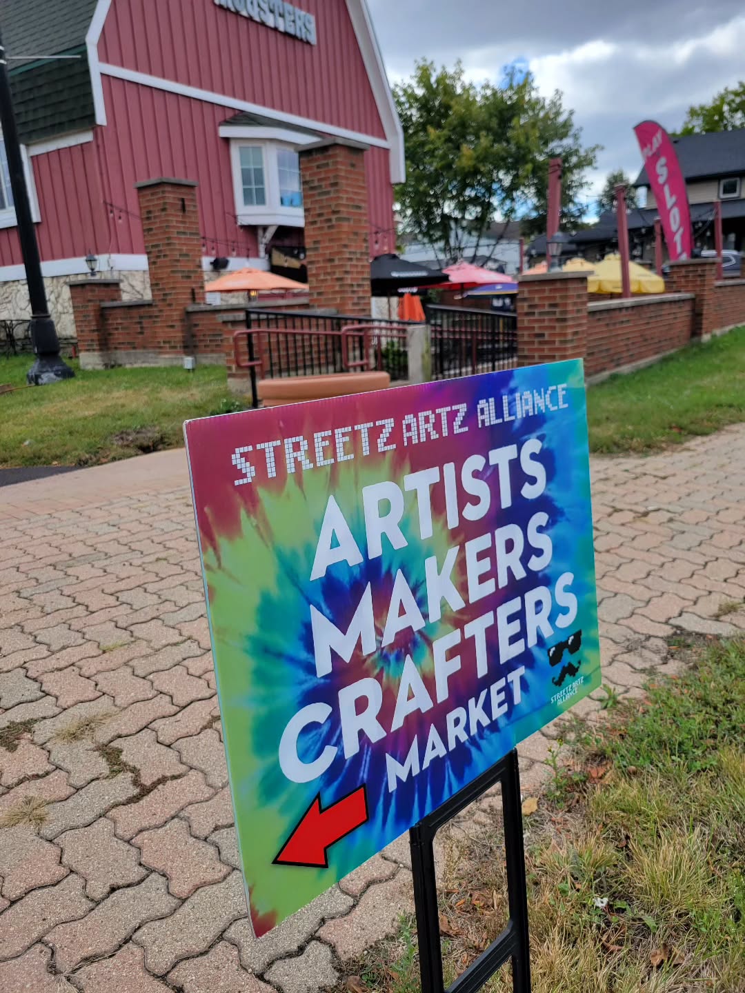 You don't say! To all my art loving individuals, you don't want to miss the
Amazing lineup of artists today! Come out and support over 50 artists at this second year event!
Wolfden Brewing is located 112 w Lake Street in Bloomingdale and event runs today until 5pm! Tarot readings, geode cracking, resin dice, treats that stare at you and cute/creepy plushies are just some of the things you can find at this market!
Come one, come all! Plenty of nearby and free parking is available.
#craftshow #craftmarket #handmade #streetzartzalliance #curated #shopsmall #shopandsip #localartists #supportsmallbusiness #drinkillinois #beerandart #breweryadventures #bloomingdale #inbloomingdale #wolfden