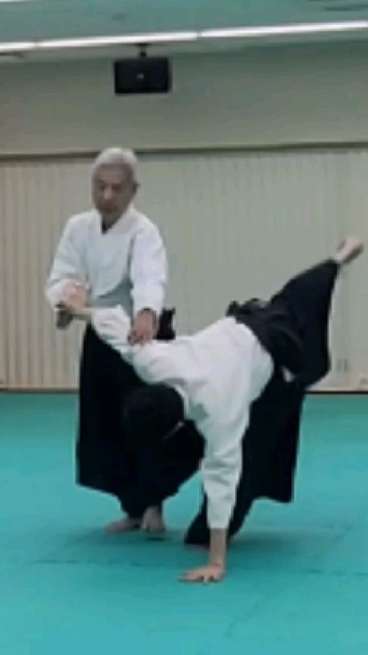 五反野道場土曜日教室
足立区中央本町地域学習センター
新規会員募集中です!
#足立区合気道
#五反野道場
#合気道#合気会
#新規会員募集中
#gotanno_dojo
#aikido #aikikai