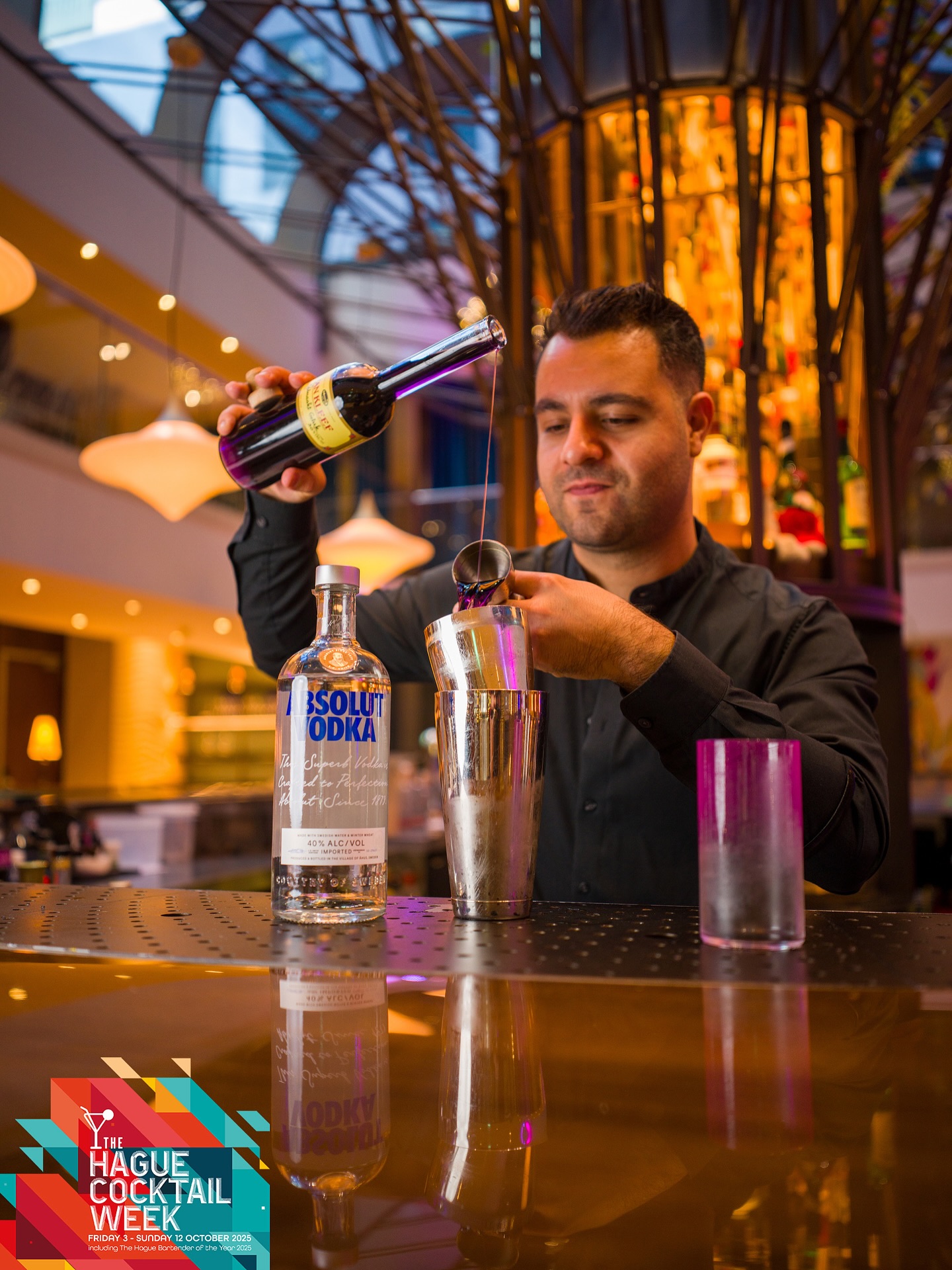 For an experience that you won’t forget, at a top tier location with equally top tier drinks, @blueblood_thehague should certainly be on your agenda this week!
Make sure you come by as soon as you can, as the cocktail week is nearly over and you wouldn’t want to miss out!
📸 @honkingelephant
#cheers #proost #cocktails #denhaag #thehague #cocktailbar #cocktailweek