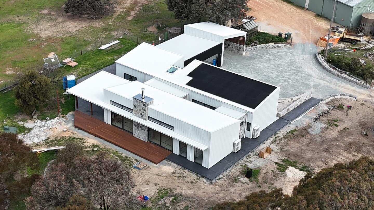 Some stunning aerial shots (courtesy of the owner) showing current build progress. Very excited to see the finishing touches and interiors. 55 ton of stone went into this build, a lot of time, energy, and patience, and it shows. The owner didn’t let any of the stone off cuts go to waste; using all rock on site with gabion walls to frame the driveway and gardens. Beautifully executed!
#newbuild #architect #architecture #minimalistdesign #itsallaboutthedetails #dominioncladding #nswarchitect #suttonhomes