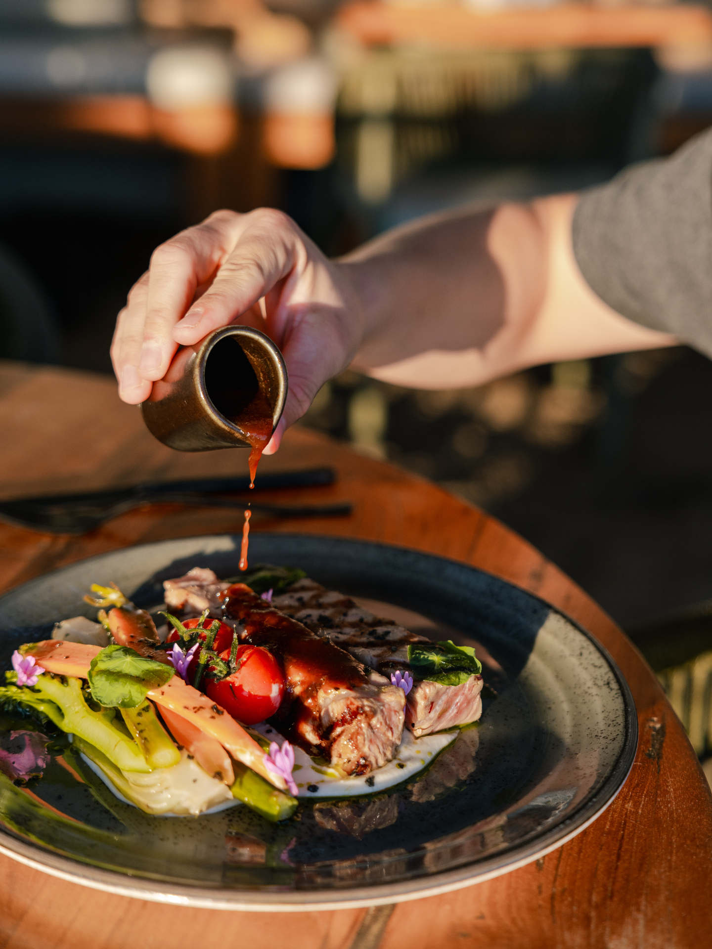 At Luuma, every dish is crafted with care, fresh ingredients and a whole lot of heart.
Quality isn’t a choice it’s where we begin🥩🌱
#luumabeachrestaurant #luumabeachmarbella #marbellaweekend #marbellatrip #marbellalifestyle #marbellaspain #marbellavacation #elrosariobeach