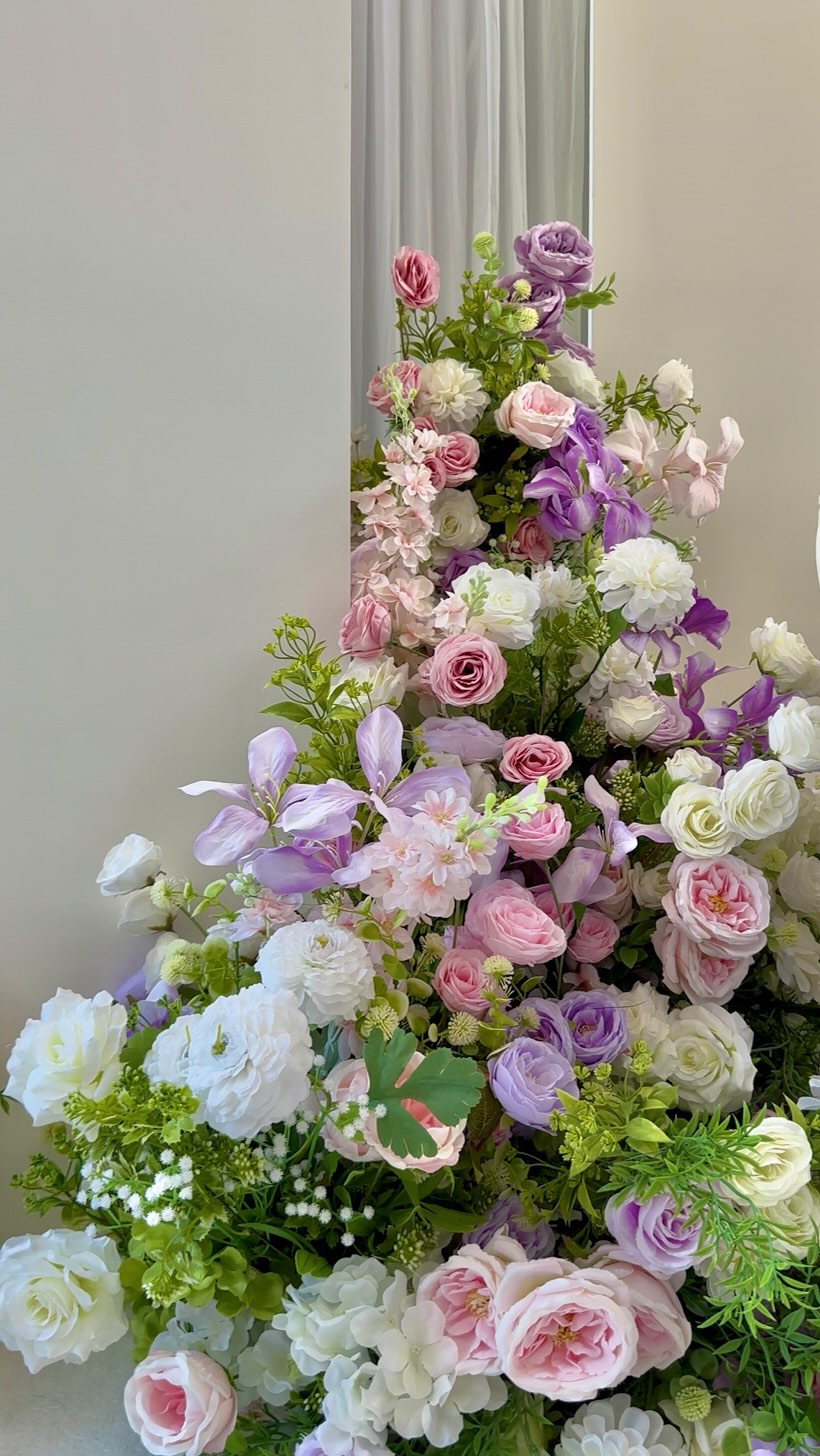 GRAZIA & HUBERT
From bare space to the perfect setting🤍 Watch us bring H & G’s cultural engagement vision to life. Every flower placed, every drape perfected. Hours of work in seconds..
_____
#CulturalEngagement #EngagementSetup #EventSetup #EngagementDecor #BehindTheScenes#EventStyling #EngagementCeremony #FloralDesign #EventDesign #WeddingPlanner #EngagementVibes