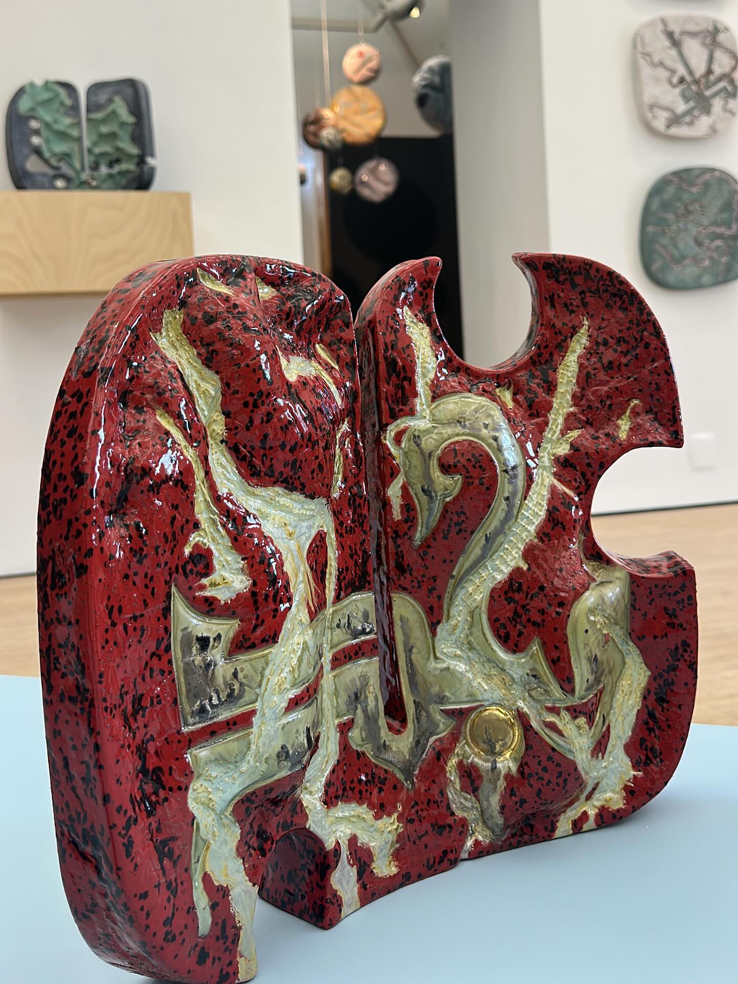 ✨ Road to the Aurora
2024
Stoneware, 1241°C
One of 28 ceramic sculptures from the installation Road to the Aurora. Each piece carries a synonym of the word love in Arabic — together forming a poetic journey through its many shades and meanings.
On view at Telemark Kunstsenter
September 14 – October 27, 2024