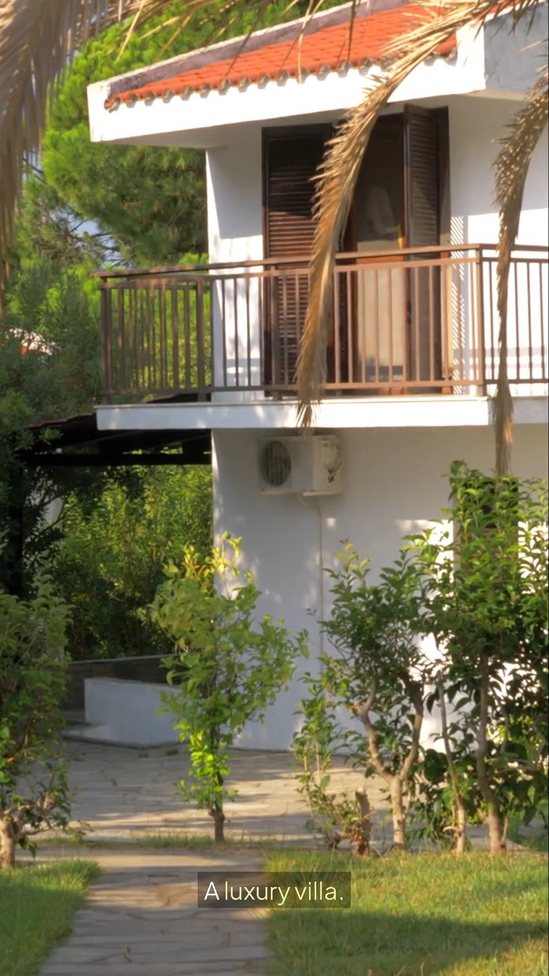 We turned down a $28,000/year luxury home contract.
Why? Because integrity matters more than money. 💎
At Selmeier Home & Care, we don’t believe in cheap labor —
we believe in fair pay, respect, and real values. 🇩🇪🇺🇸
Some things are worth more than profit.
#selmeierhomeandcare #integritymatters❤️ #fairpay #luxuryhomestyle #cleaningbusiness #workwithrespect #smallbusiness #LuxuryLiving #californiabusiness #qualityoverquantity #cleaningtok #ethicalbusiness #realstory