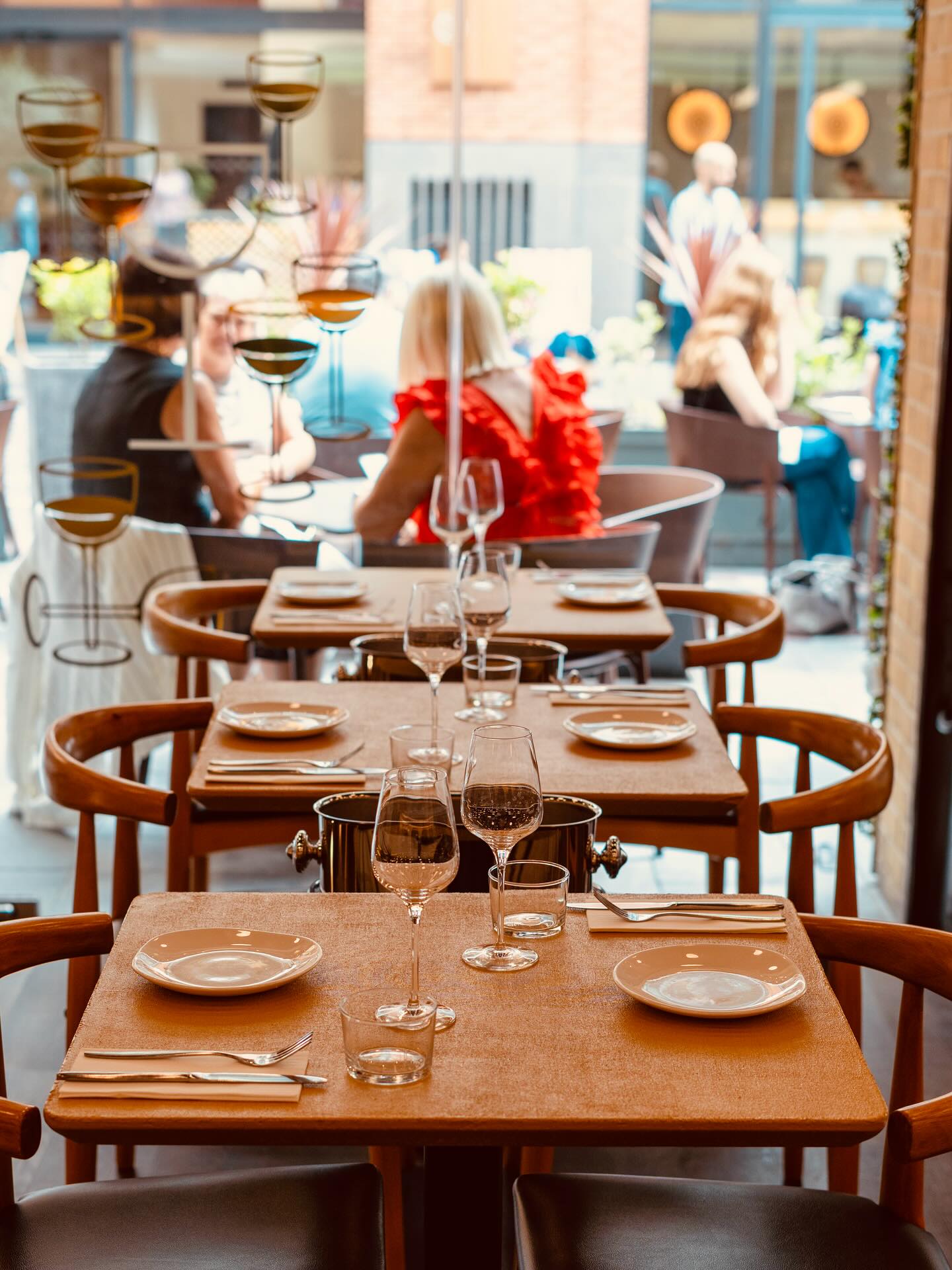 Easy Sunday in the courtyard 🍁
Slow lunches, relaxing dinners, a glass (or two) of wine and good company.
Our Autumn Menu - 3 courses for £19.90 is served all day, from lunch through to dinner.
📍 Dalla Terra, The Yards – Covent Garden
#DallaTerra #CoventGarden #WineBar #AutumnMenu #SundayVibes #CourtyardDining #LondonEats #TheYardsCoventGarden