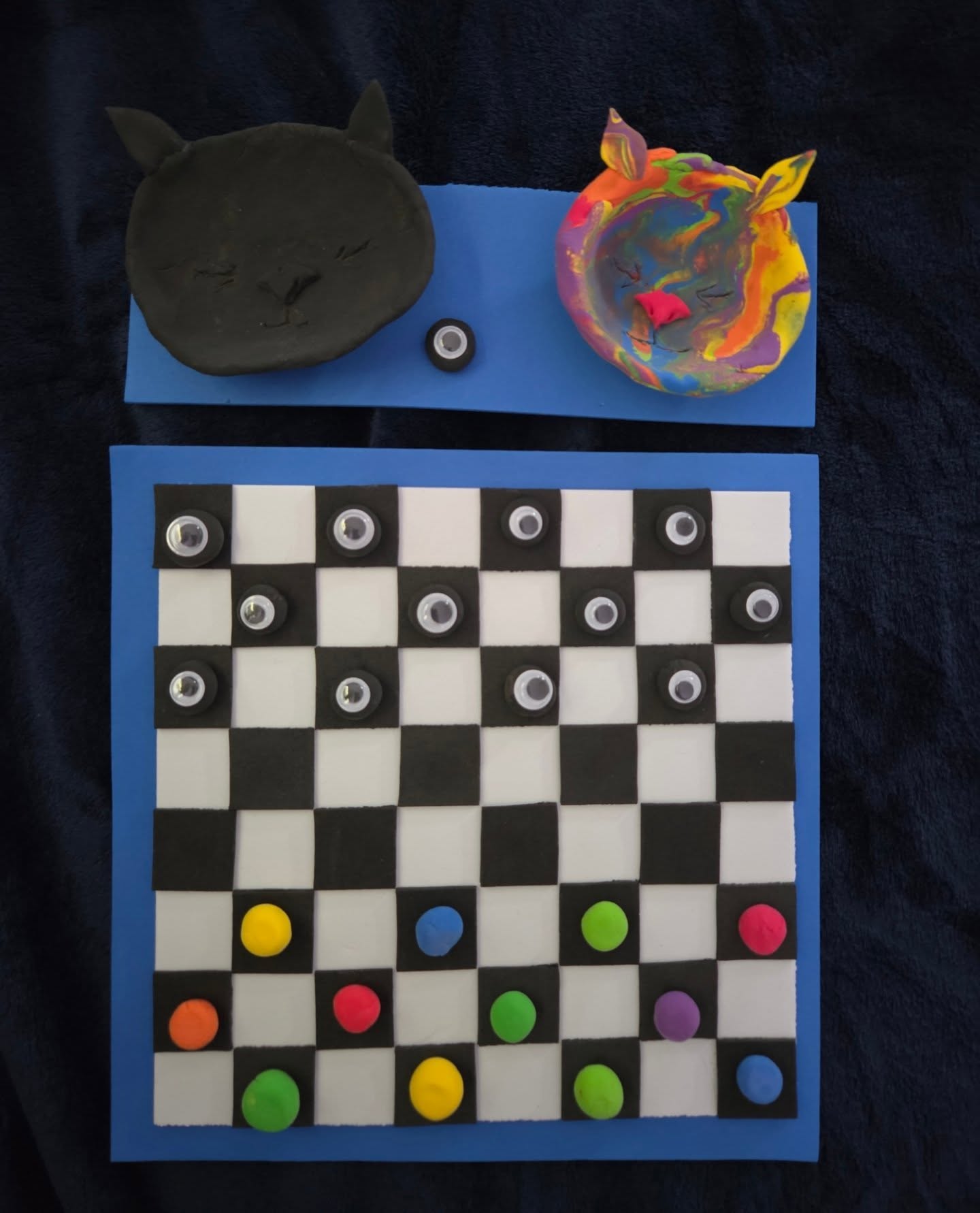 👀🌈💙 checkers anyone?