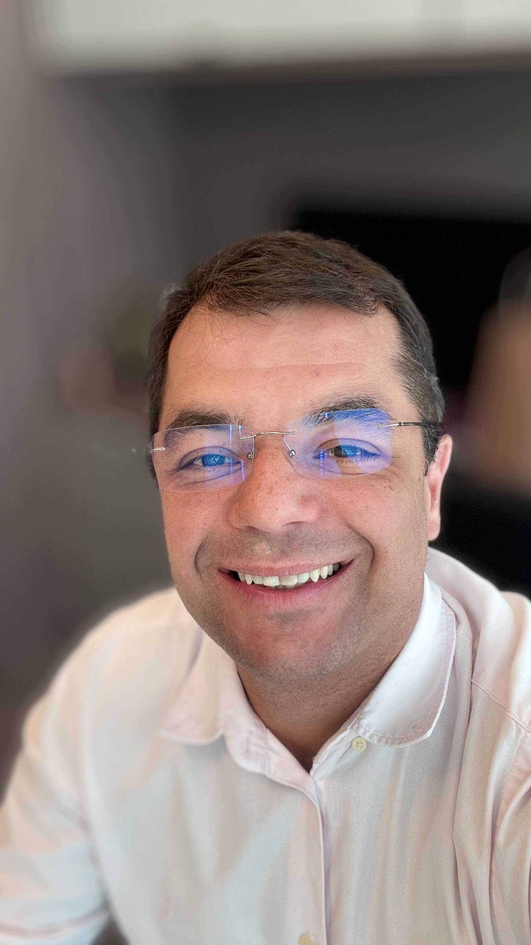 Atenção: FERIDA NÃO RESPIRA. Curativo limpo e ferida protegida são FUN-DA-MEN-TAIS para a cicatrização. Exemplos: úlceras, feridas operatórias, cotos de amputação, etc. #pediabetico #ulceravenosa #cirurgia #cirurgiavascular #saudevascular