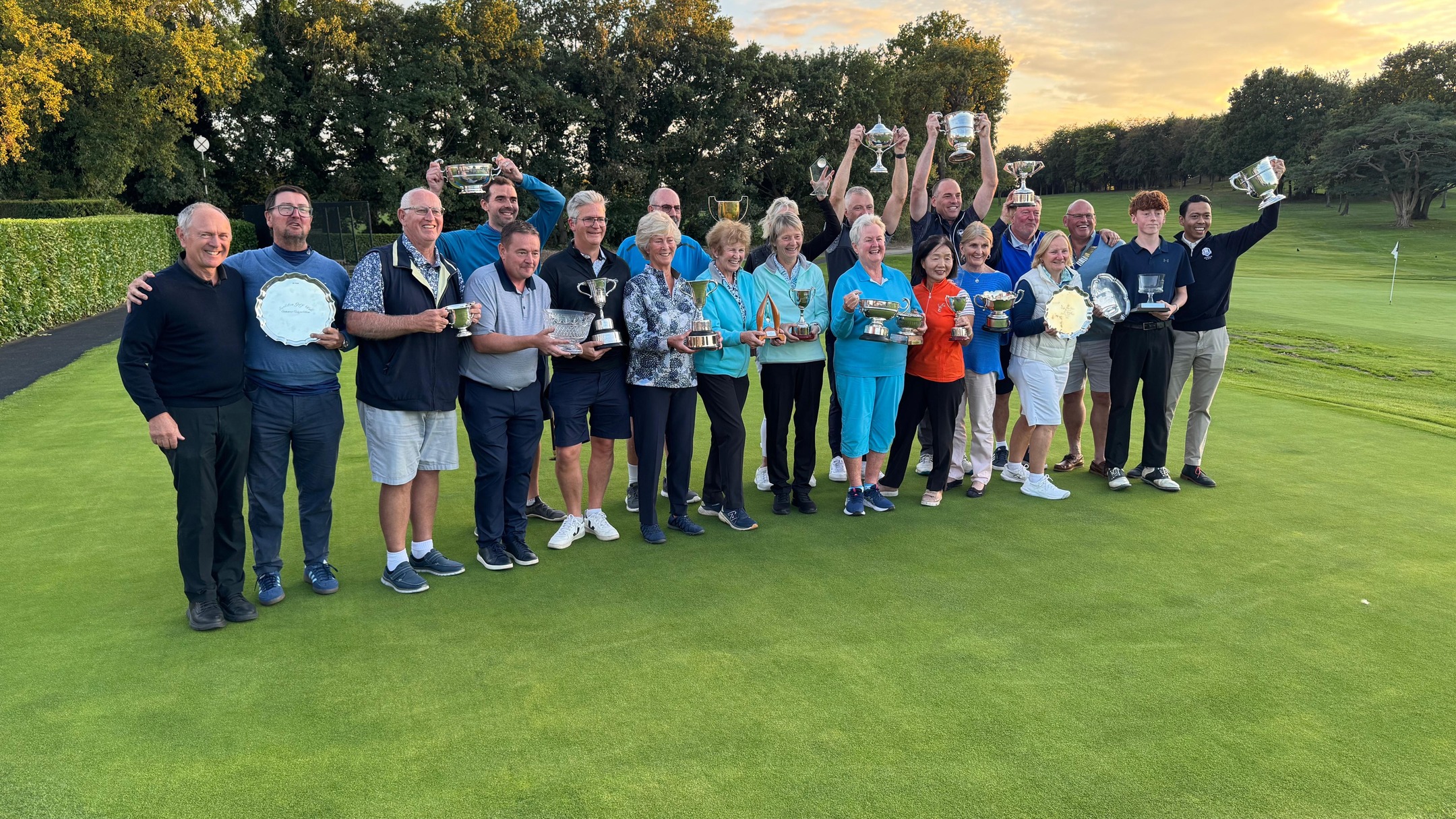 A belated congratulations to all Finals Day 2025 winners!
Ray Cullen & Richard Jenkins -Summer Cup
Jim Coldwell - Victory
Simon Burns - Waffrons Cup
Rob Mullane - Ian Redington
Zaf Noor - Bradbury Cup
Henry Smith - Junior Norman Bell
Dean Herridge - Fordens Cup
Nigel Pimm - Paul Milton
Henry Smith - Junior Lesley Bourne
Tim Johnson & John Bauchop - Baker/Richardson
Geoff Howes - Men 5 Day
Stephen Bowry - Jack Porter
Rosemary Kennett - Ladies Barnard Bowl
Annie Balcerkiewicz - Ladies Coronation Cup
Zoe Penny - Ladies Wernham Spoons
Nora Walsh - Ladies Birthday Cup
Lesley Blythe & Steve Armiger - Celebration Cup
Lucy Cooke - Ladies 5 Day
Nora Walsh & Carole Sheridan - Ladies Friendly 4somes
Debbie Shaw - Ladies Evelyn Tate
#surreygolfcourse #surreygolfclub #surreygolfwinners #finalsday2025 #golfchampions