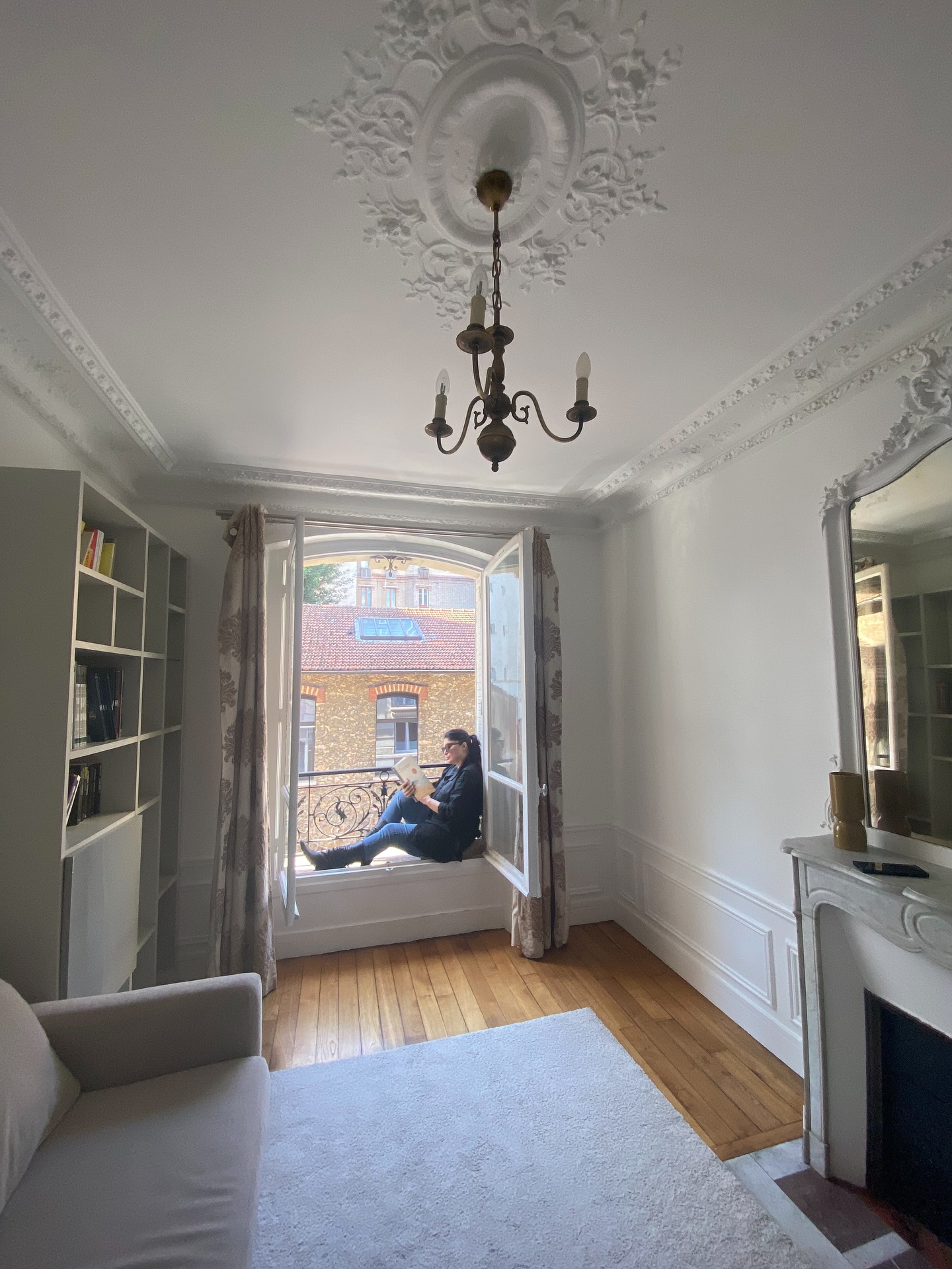 I felt the magic encore une fois!
ZZAXPFW25 I loved every single moment. Merci Paris, à bientôt ♥️ 💋
ZZA #showroom #nomet #doors