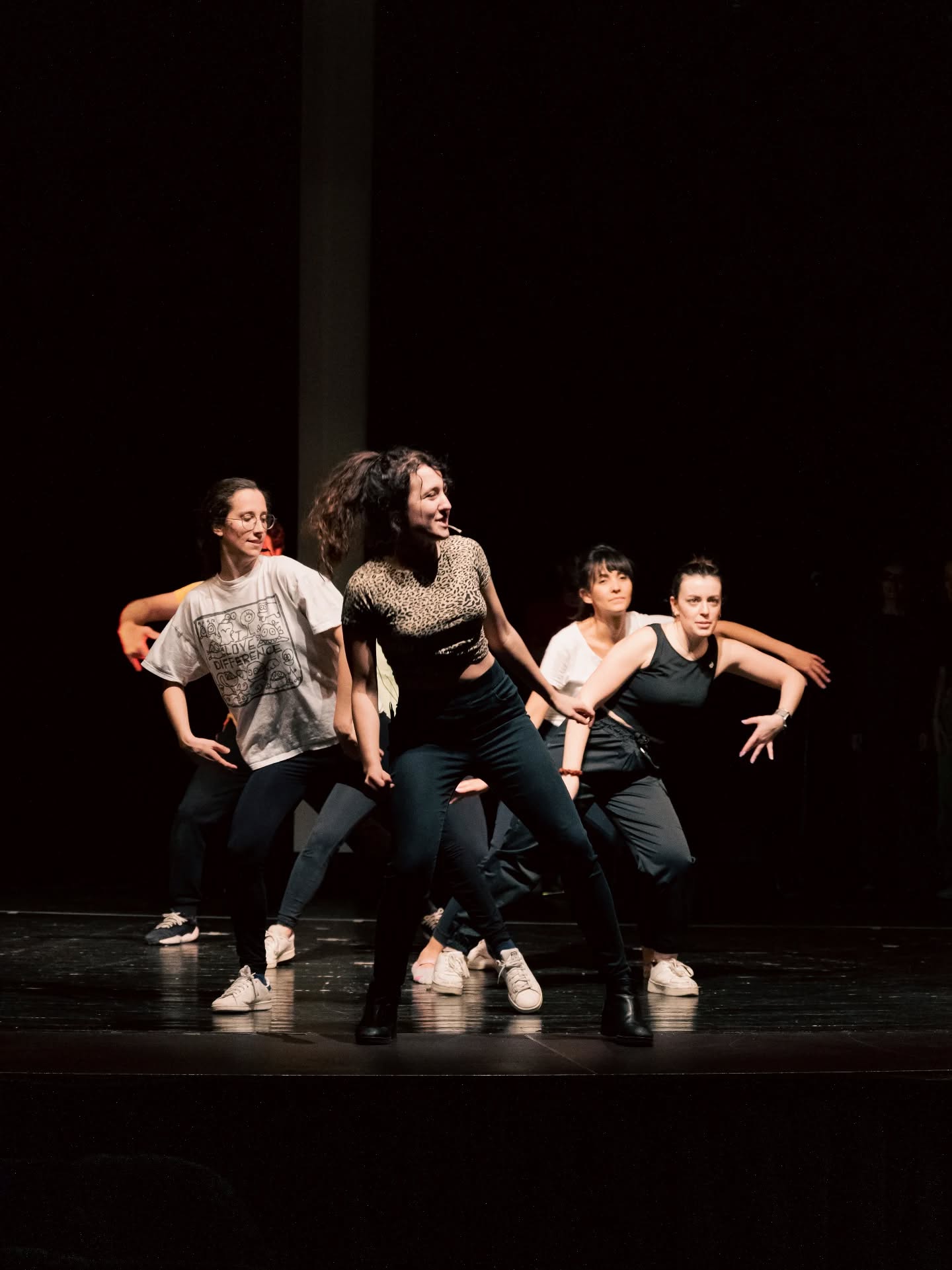 Corpi in movimento, cuori in attesa.
Sul palco de la Mangrovia si respira arte, passione e tanta emozione in vista del nuovo spettacolo.
OPEN BAR - 18-19 APRILE 2026
#Inpreparazione #Balletto #Mangrovia #openbar