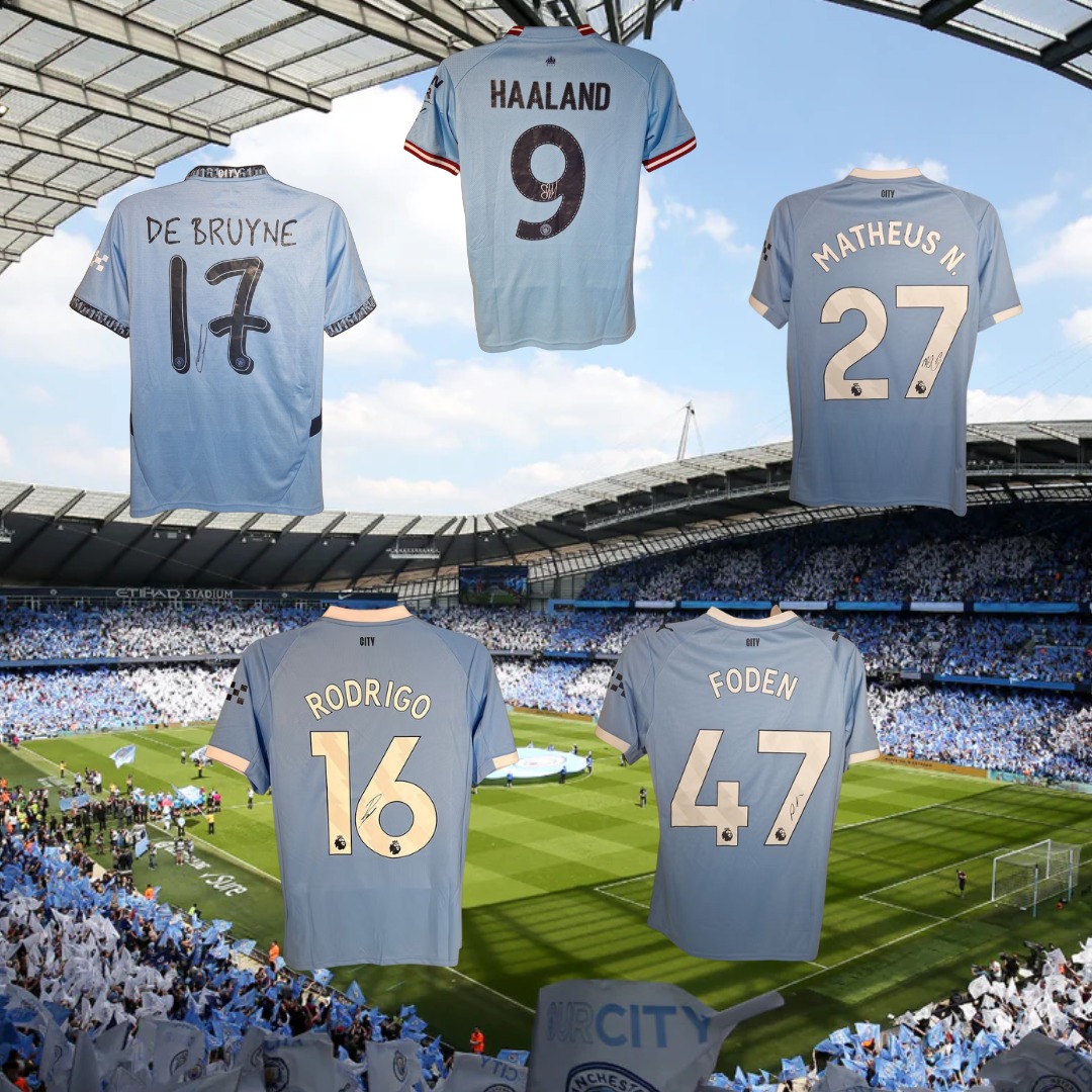 New Manchester City drops 🚨
Grab yourself a piece of Manchetser City history with a Haaland 22/23 trebble winning shirt!
NEW 25/26 shirts now available!
Each shirt can come loose or professionally framed and includes a Certificate of Authenticity (COA)!
DM for more info and Prices!