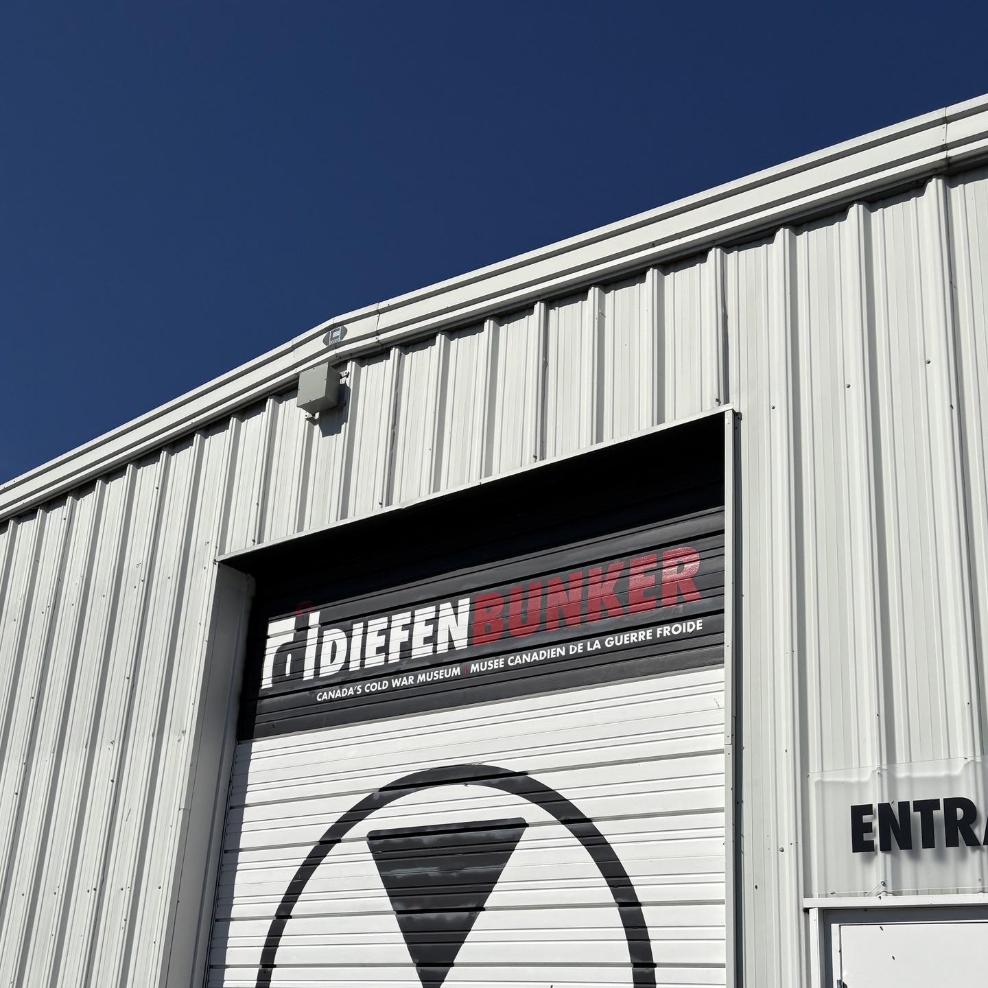 Last week, I was in Ottawa and I must say having not been there in several years, there is still plenty to explore here! Three key attractions that I'd like to highlight include the Diefenbunker, the Canadian Museum of History and the Canadian War Museum. I have pictures of all three of those experiences here! Hope you enjoy! #Ottawa #Diefenbunker #Canada #canadianmuseumofhistory #canadianwarmuseum #travel