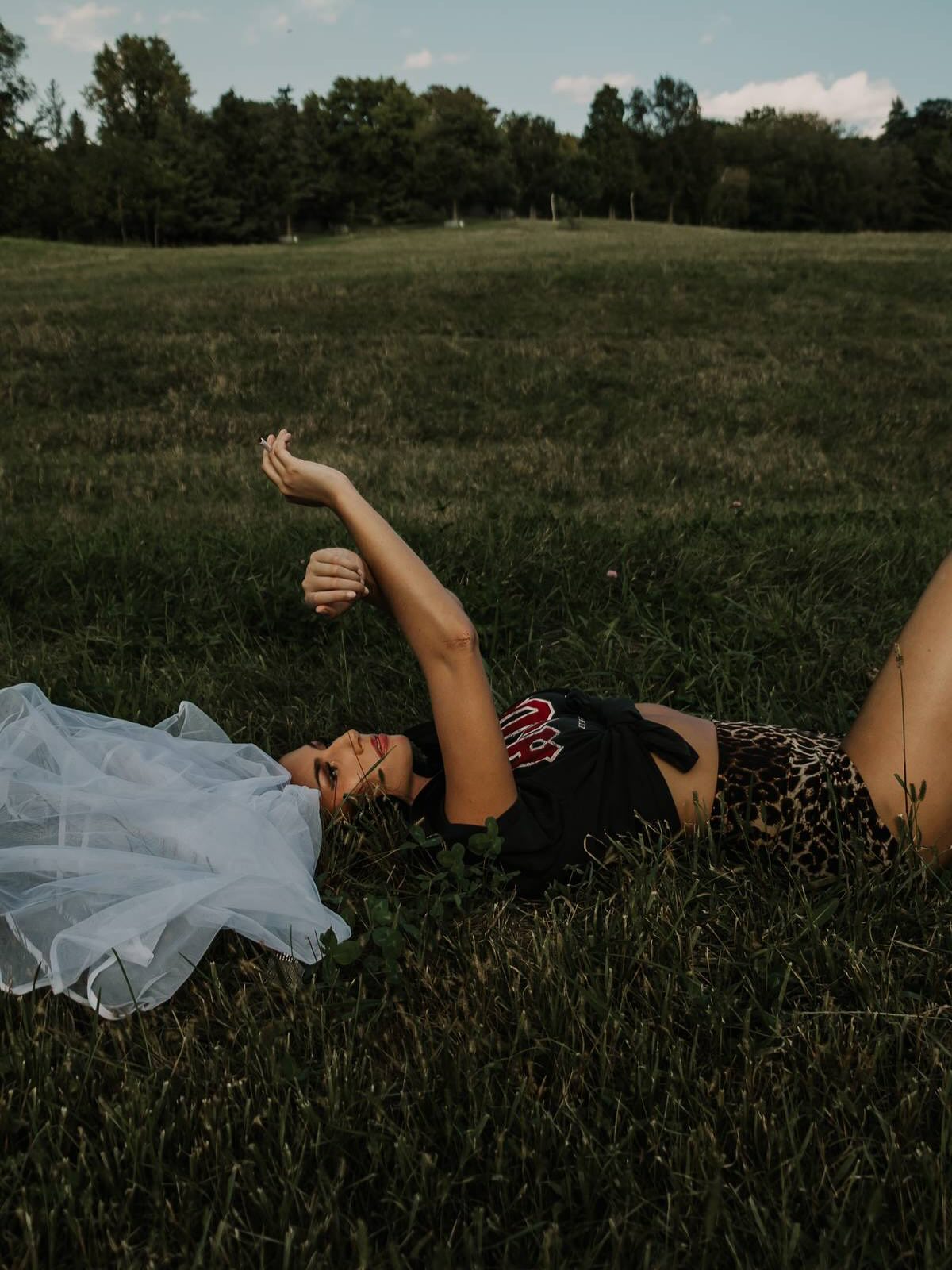 On second thought 💒
Shot by 📸: @courtneyrphotos
We had so much fun working together on this editorial runaway bride concept. Courtney is fabulous and creates such a beautiful cinematic space 🤩💜
ALSO I don’t actually smoke 🚭