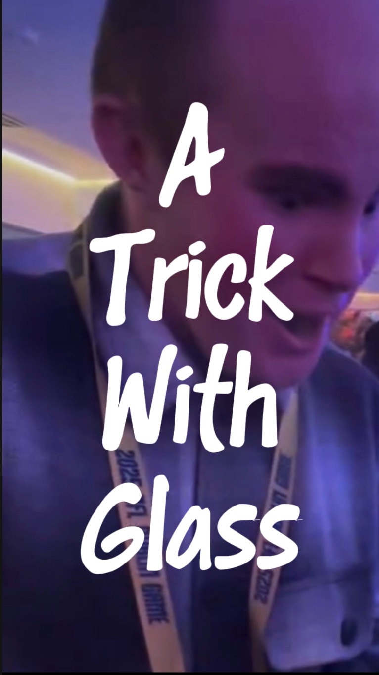 A trick, for the lovely @cianocostellolawlor . Fun times providing close up magic and mentalism at the epic @nfl in @crokepark_official .