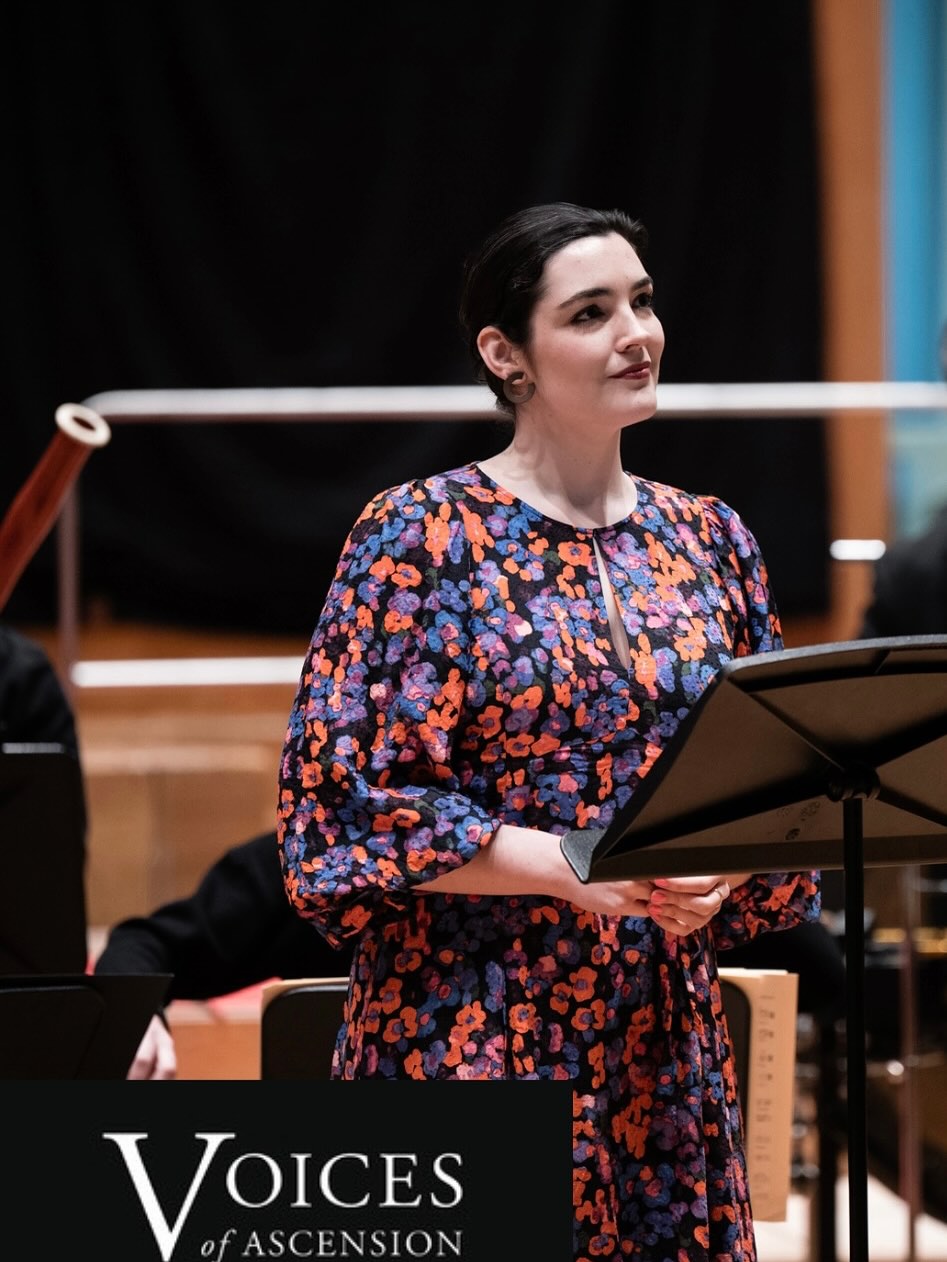 Soaking up those NYC (80 degree) fall vibes for a few more weeks on the East Coast, singing some wonderful music with wonderful people!
Super happy to join the @york_symphony for a bunch of Fledermaus in a big Strauss celebration on 10/18 🥂
Followed by the stunning Mozart Mass in C minor with @voascension on 10/23 💫
Very very excited to sing with both of these groups for the first time, and hope to see some friendly faces in the audience ❤️
📸 @bart_grietens_photography