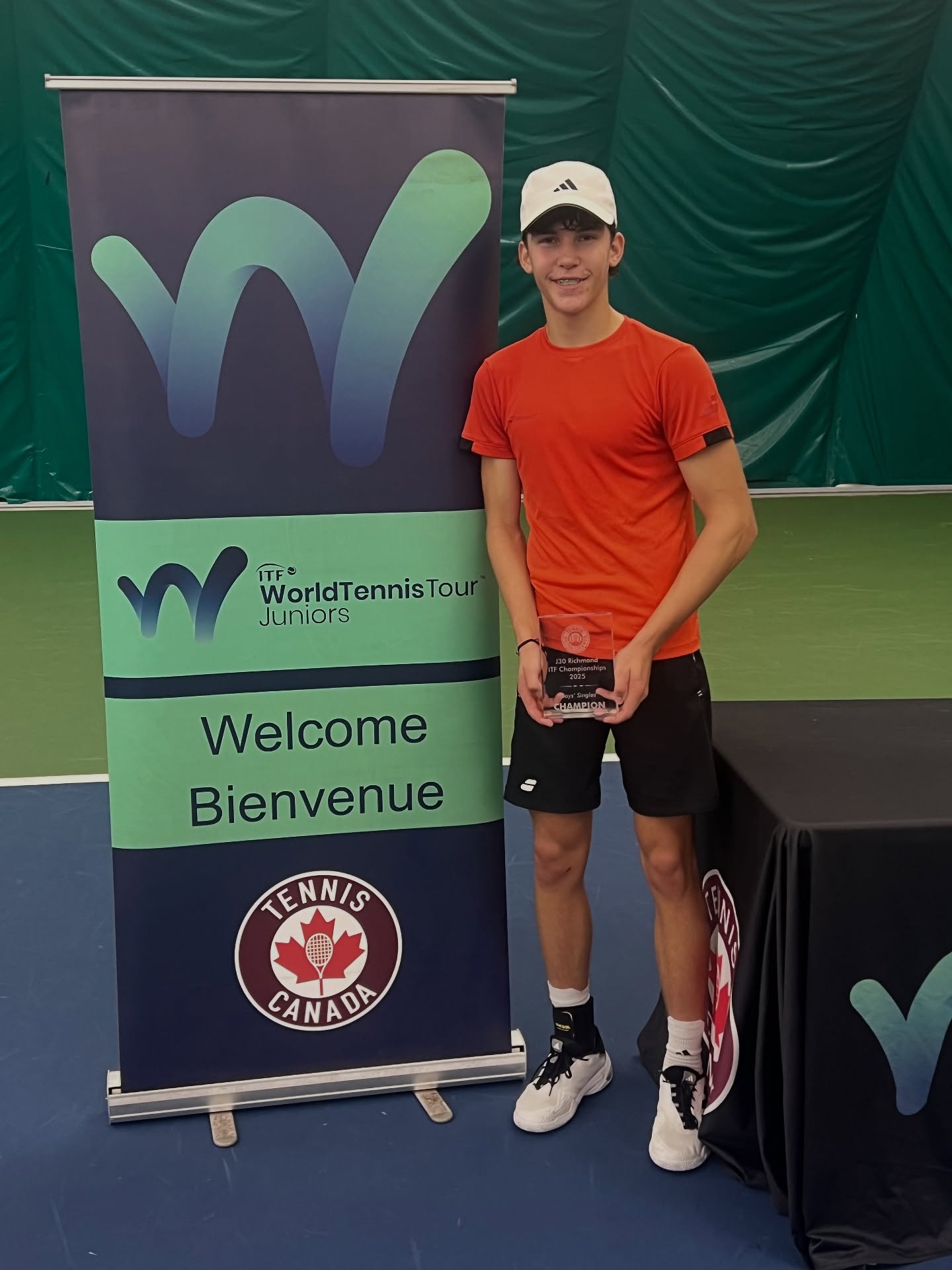 Daniel Malacek picking up his first ITF J30 Title in Canada. 🇨🇦
🧱 x 🧱