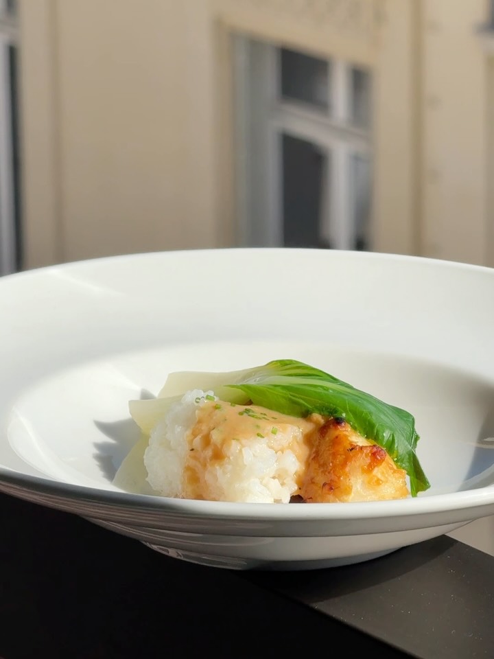 miso-glazed fish over rice and bok choy topped with more of the reduced glaze (simple but very scran worthy x)