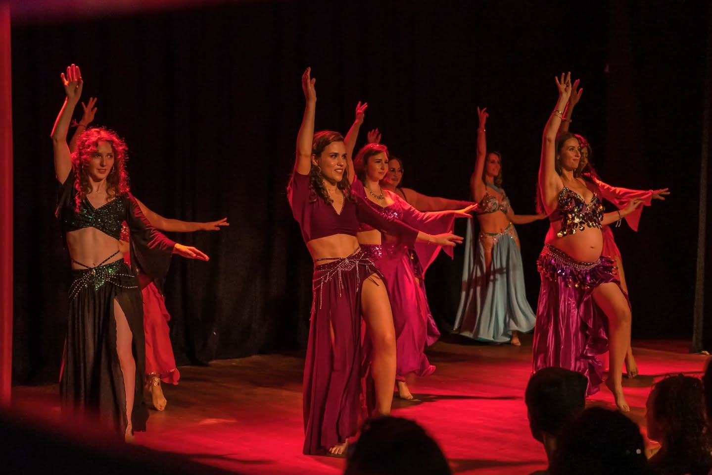 Images from our Magic Hafla, show staged at the Sean O'Casey Theatre on the 5th of October 2025. Artistic and Executive Production by Cida Arcanjo. Photos by Zofia J Photography.
✨💃✨
Get ready for our next event: A Night At The Harem 2026
🔥🔥🔥
#bellydance #lovebellydance #bellydancequeens #dublinbellydance #yallabellydance